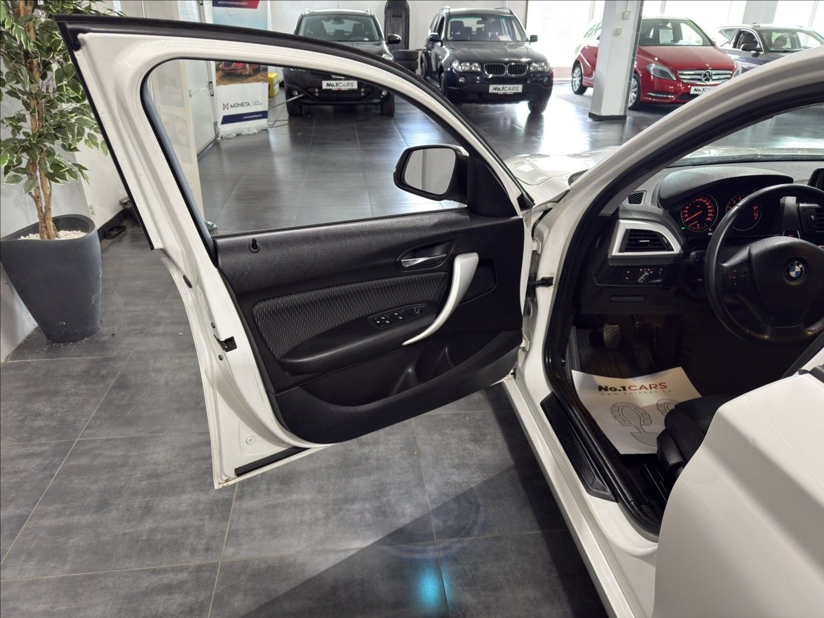 BMW Řada 1, 1,6   116i BI-XEN LED SPORT - fotka 6