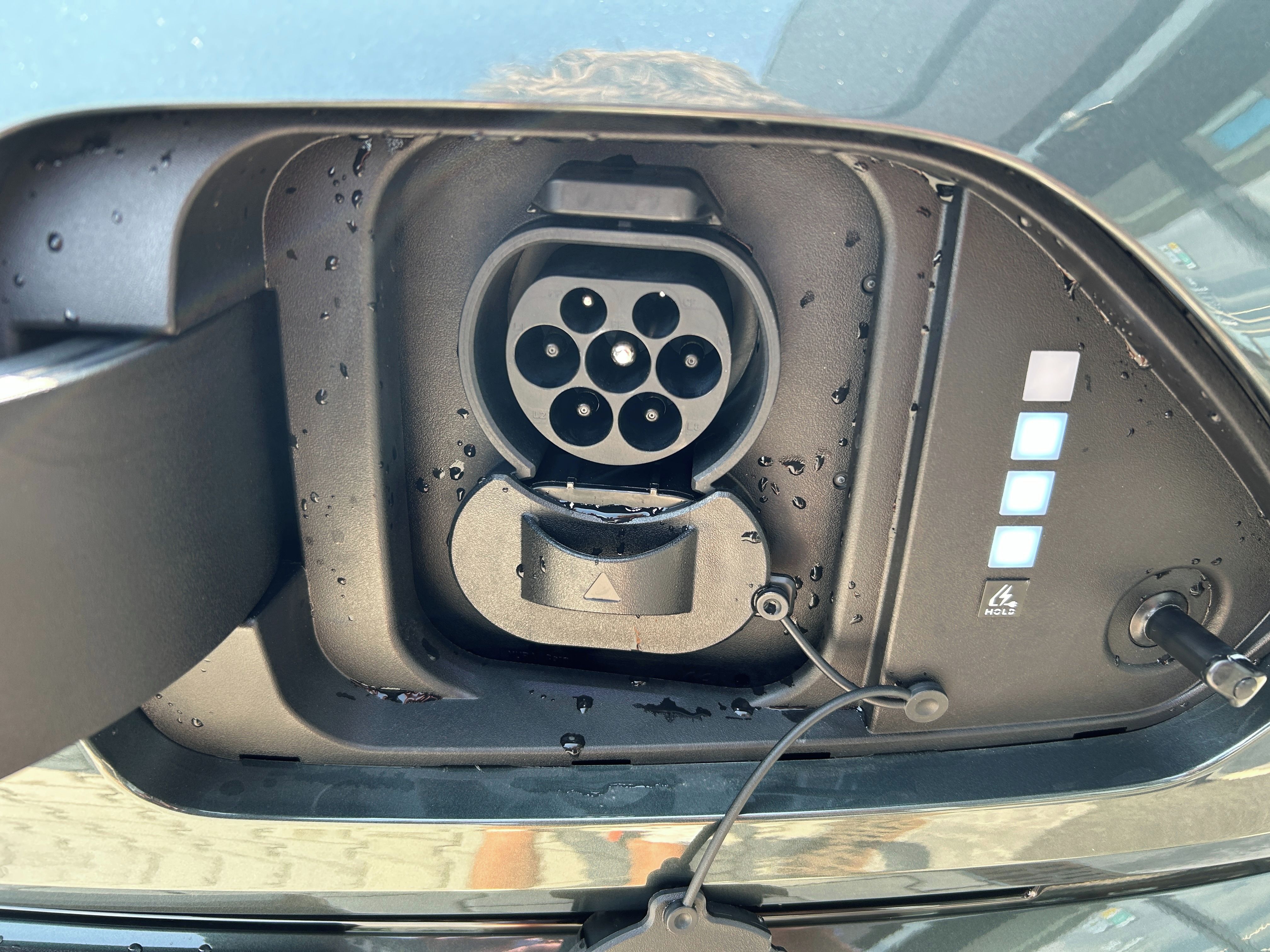 Hyundai Kona, EV 27 64,8 CZECH EDITION BLACK - fotka 3