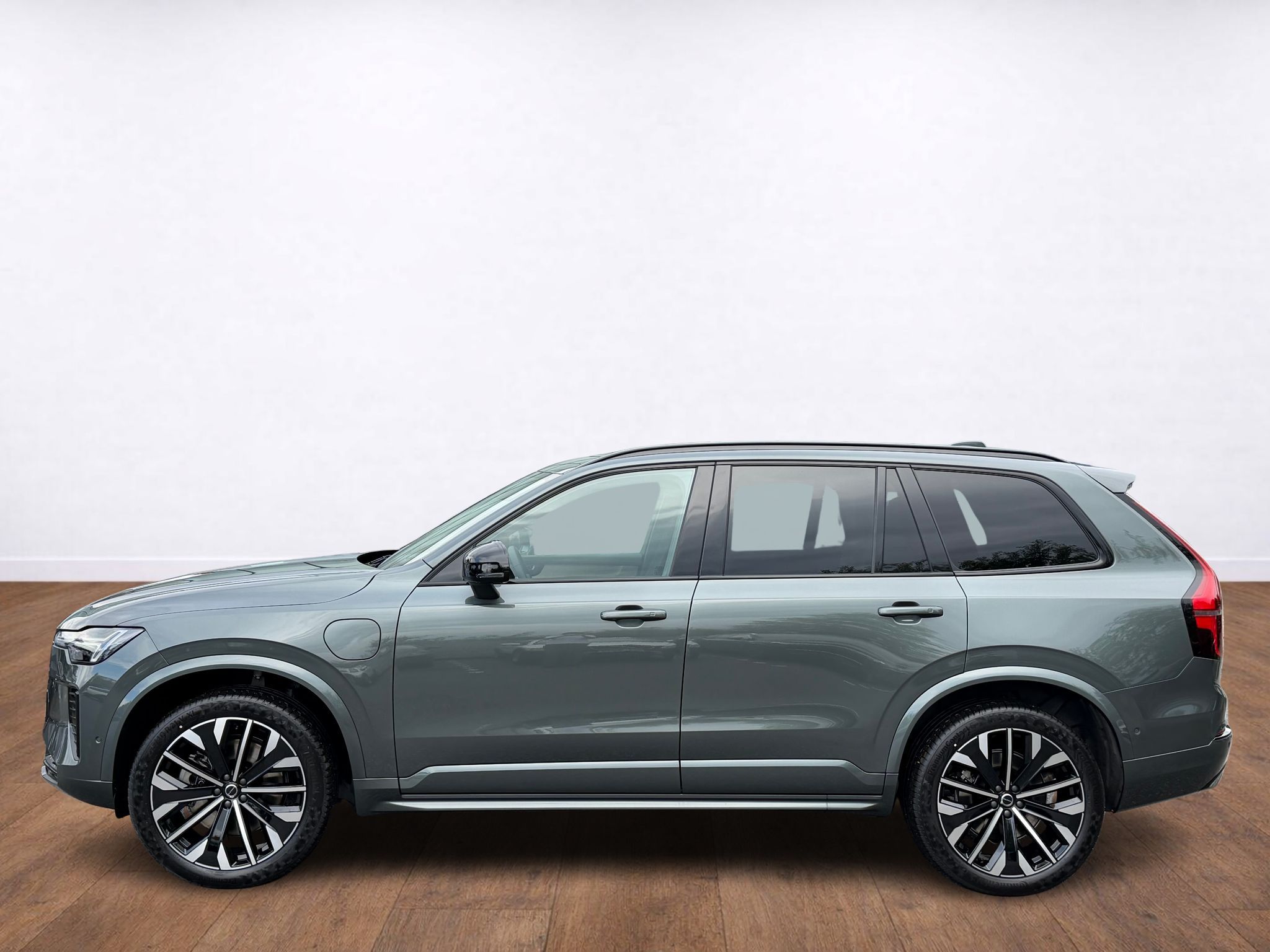 Volvo XC90, PLUS DARK T8, 360°, VZDUCH - fotka 2
