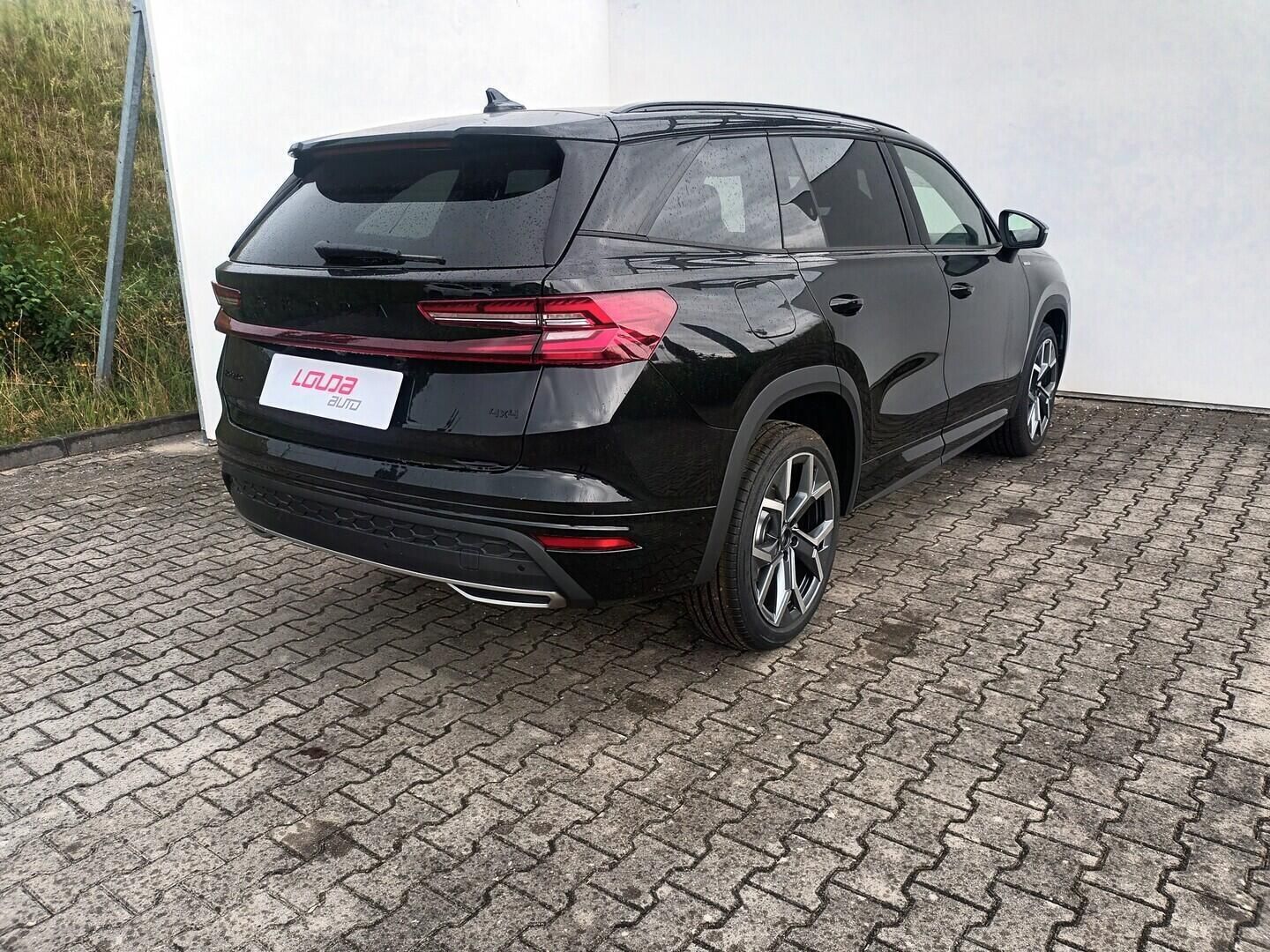Škoda Kodiaq, Sportline 2.0 TDI 4x4 142 kW - fotka 5
