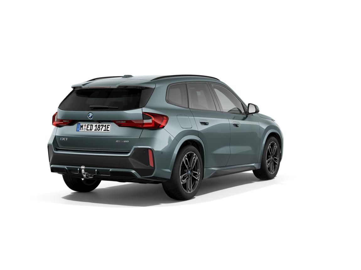 BMW iX1, eDrive20 - fotka 3