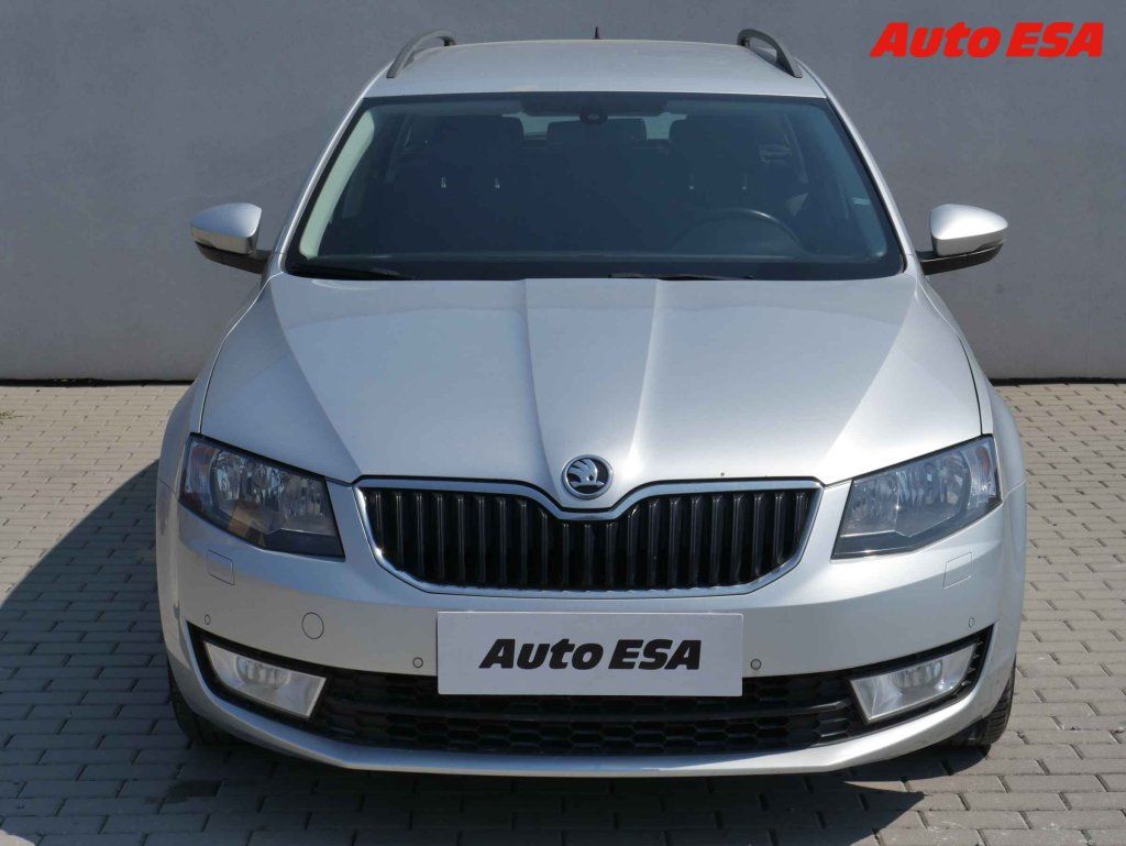 Škoda Octavia, 1.6 TDI - fotka 2