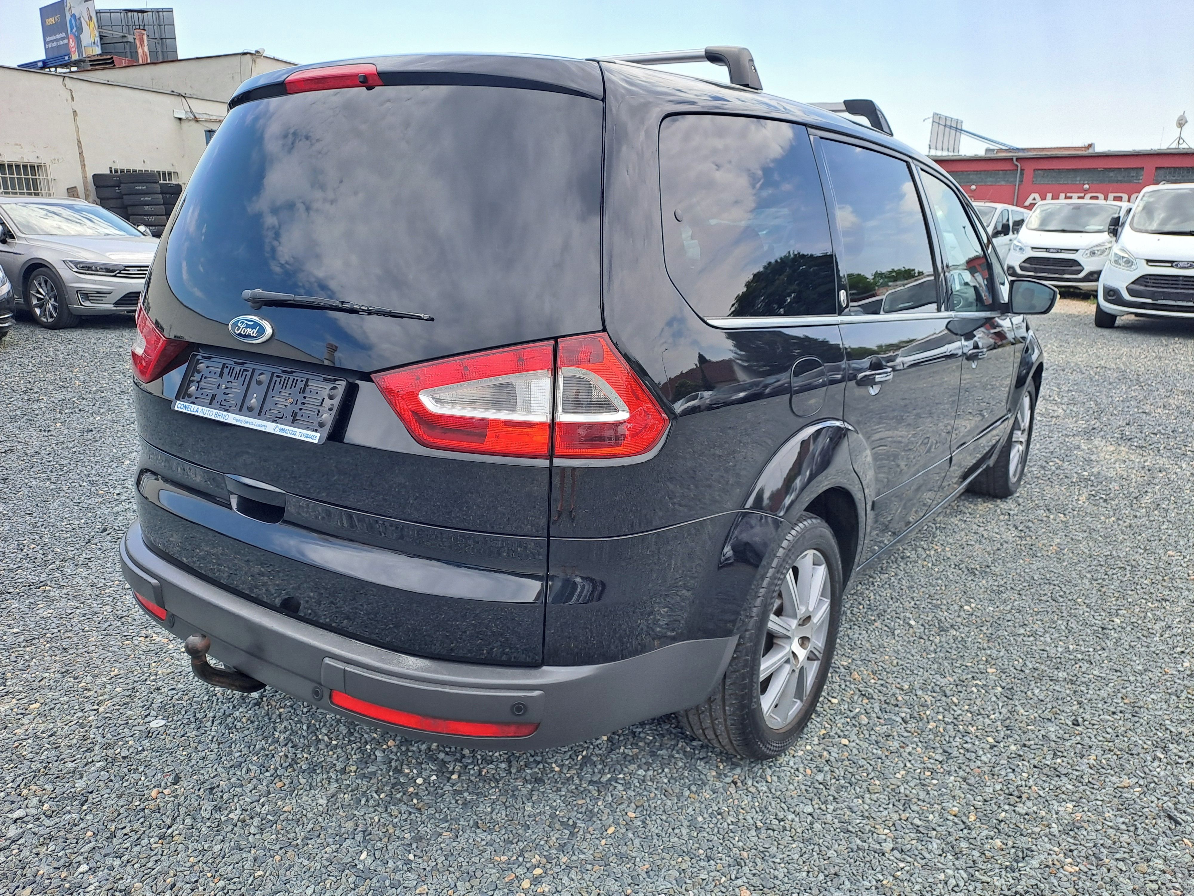 Ford Galaxy, 2.0 TDCi Ghia - fotka 4