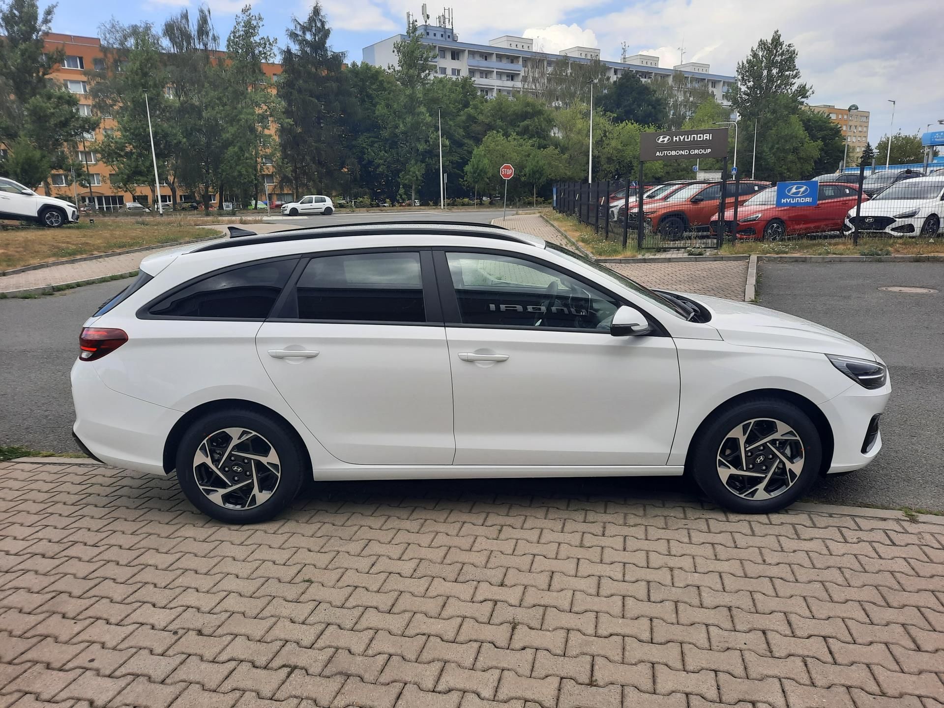 Hyundai i30, 1.0 T-GDi 115k GO Czech! - fotka 5