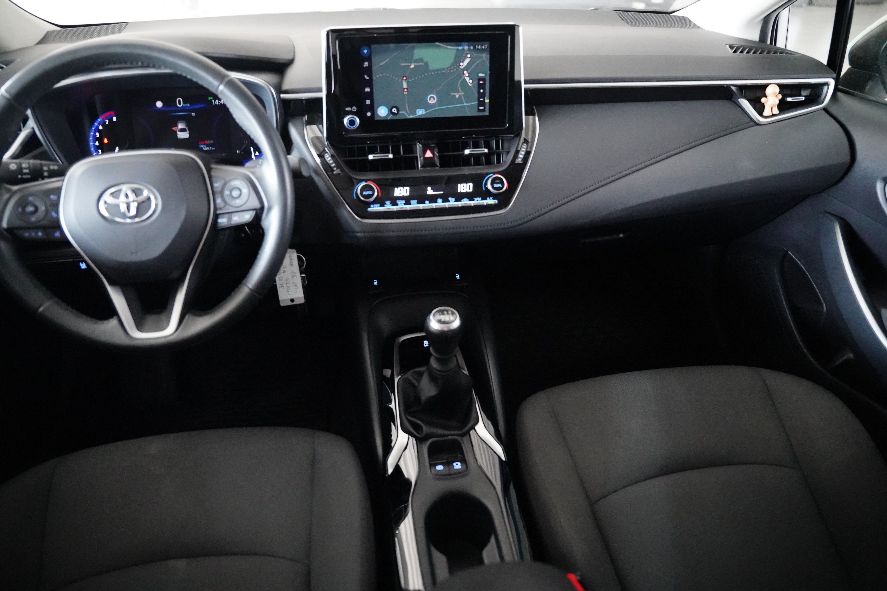 Toyota Corolla, 1.5 VVT-i 92 kW - fotka 5