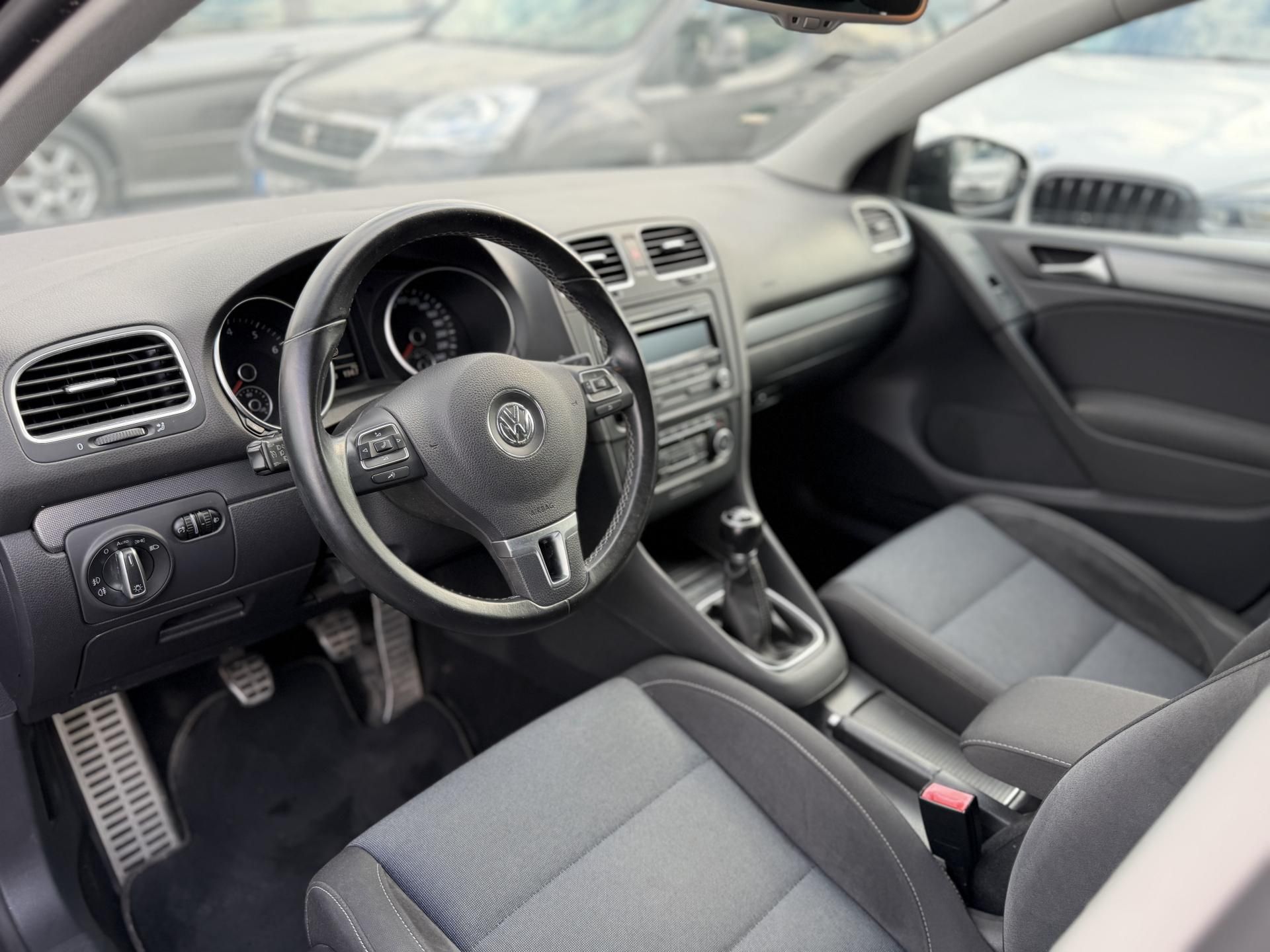 Volkswagen Golf, 1.2 tsi, 77kw - fotka 5