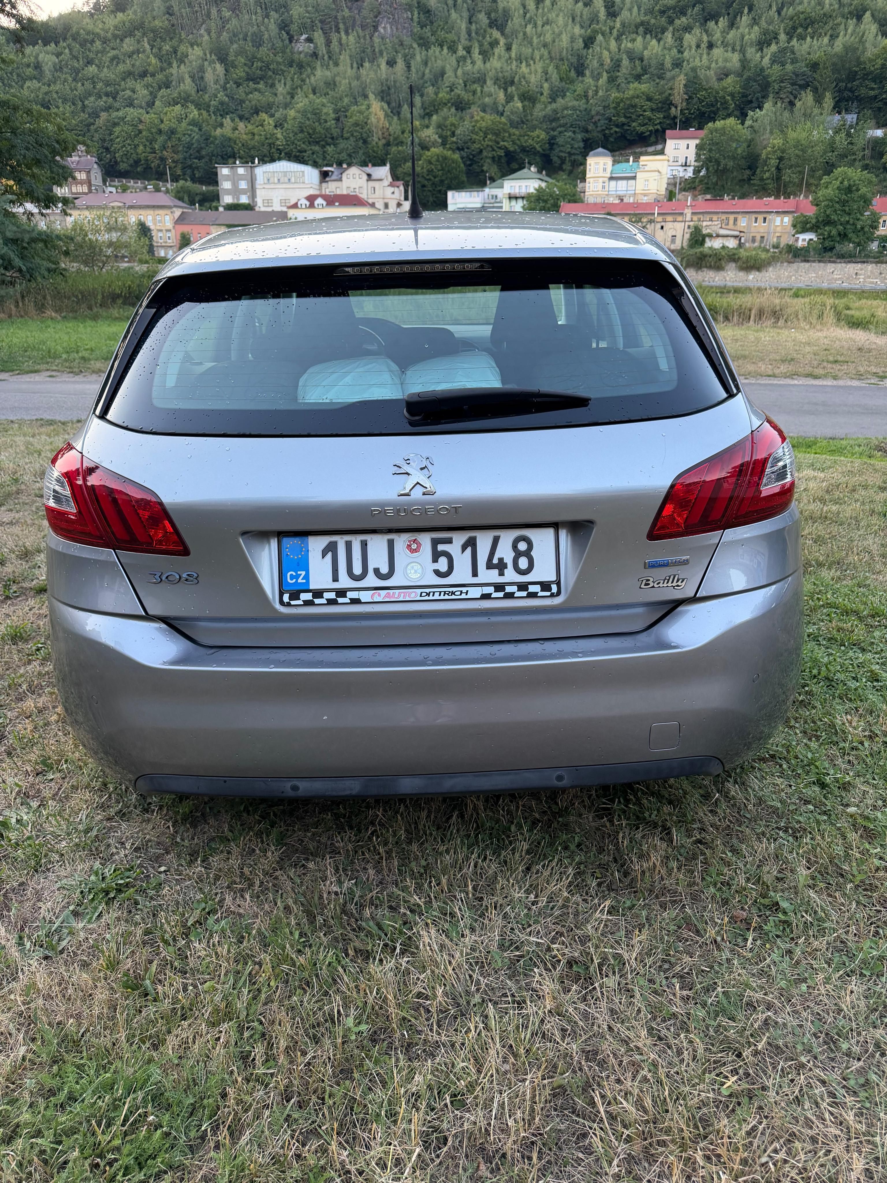 Peugeot 308, Peugeot 308, 1.2 PureTech,96kW - fotka 6