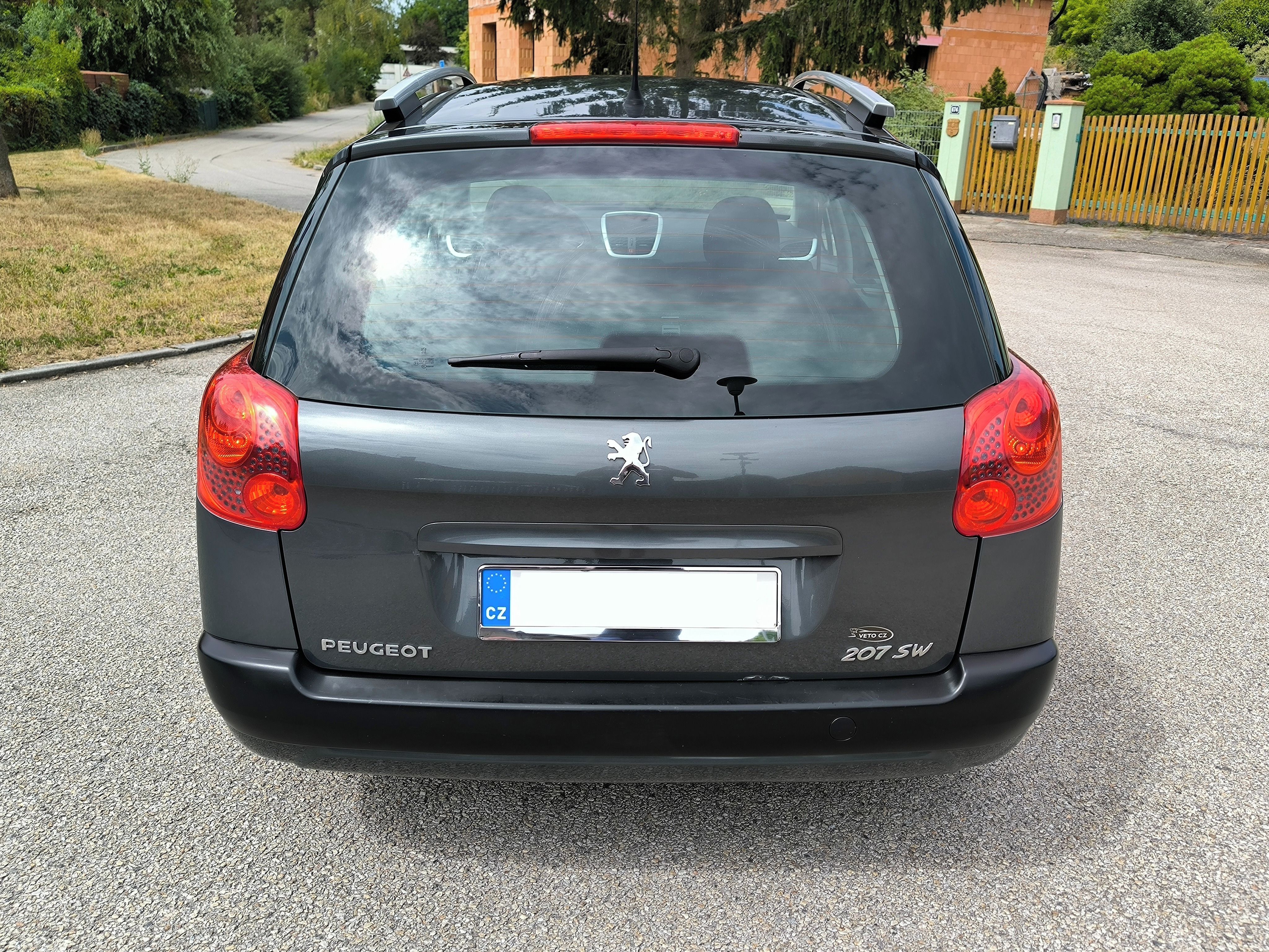 Peugeot 207, 1.4i - 1.MAJITELKA, PO SERVISU - fotka 5