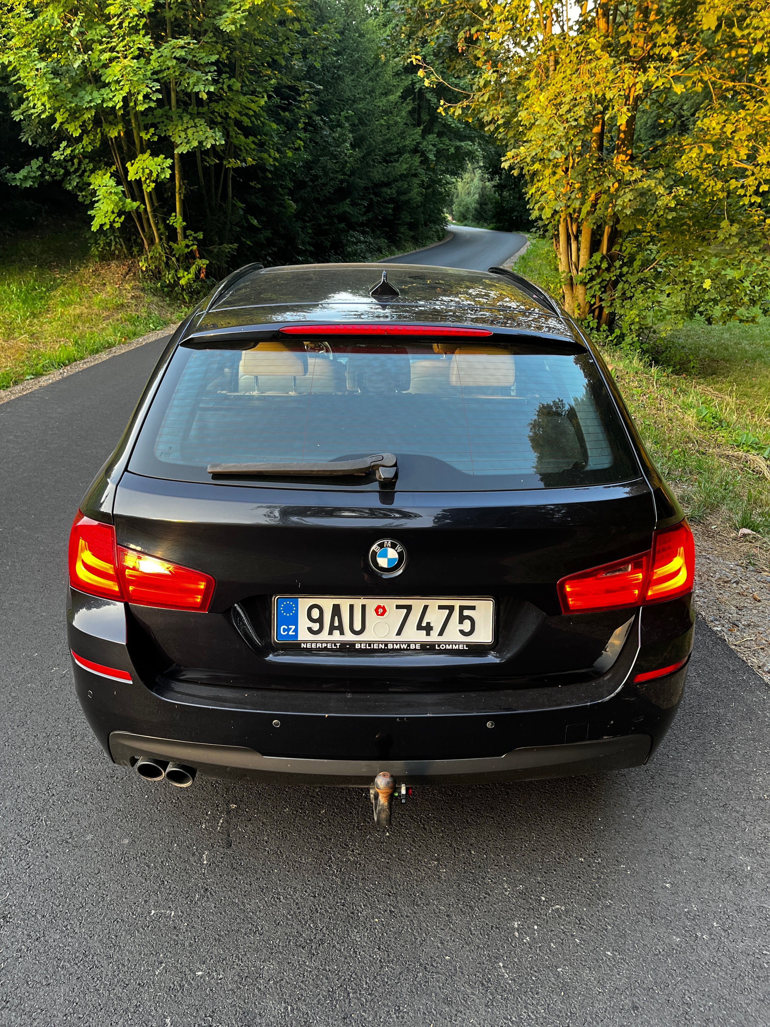 BMW Řada 5, BMW 525d (F11) M packet - fotka 4