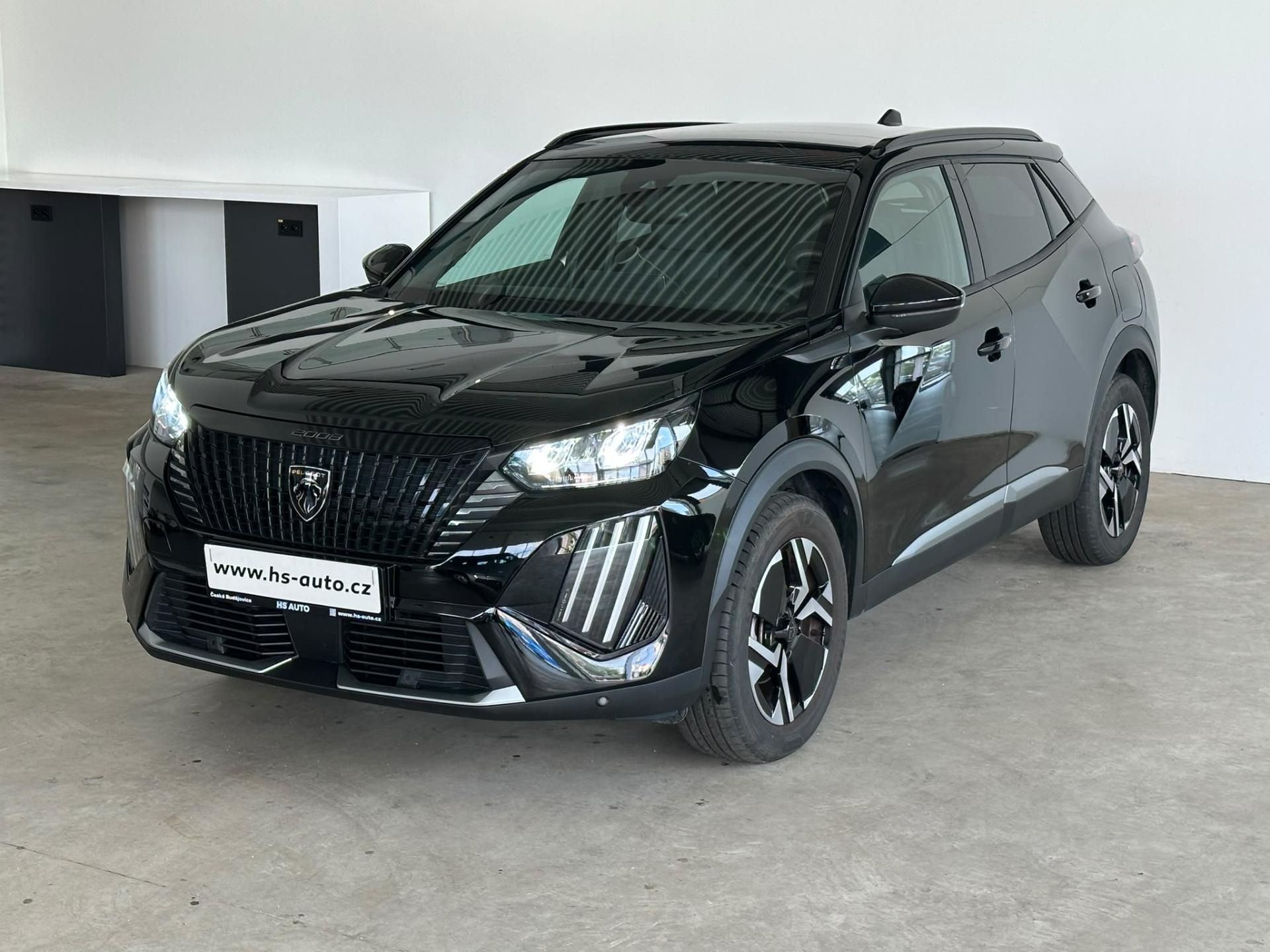 Peugeot 2008, 1,2 PT Allure, 96kW, Automat - fotka 3