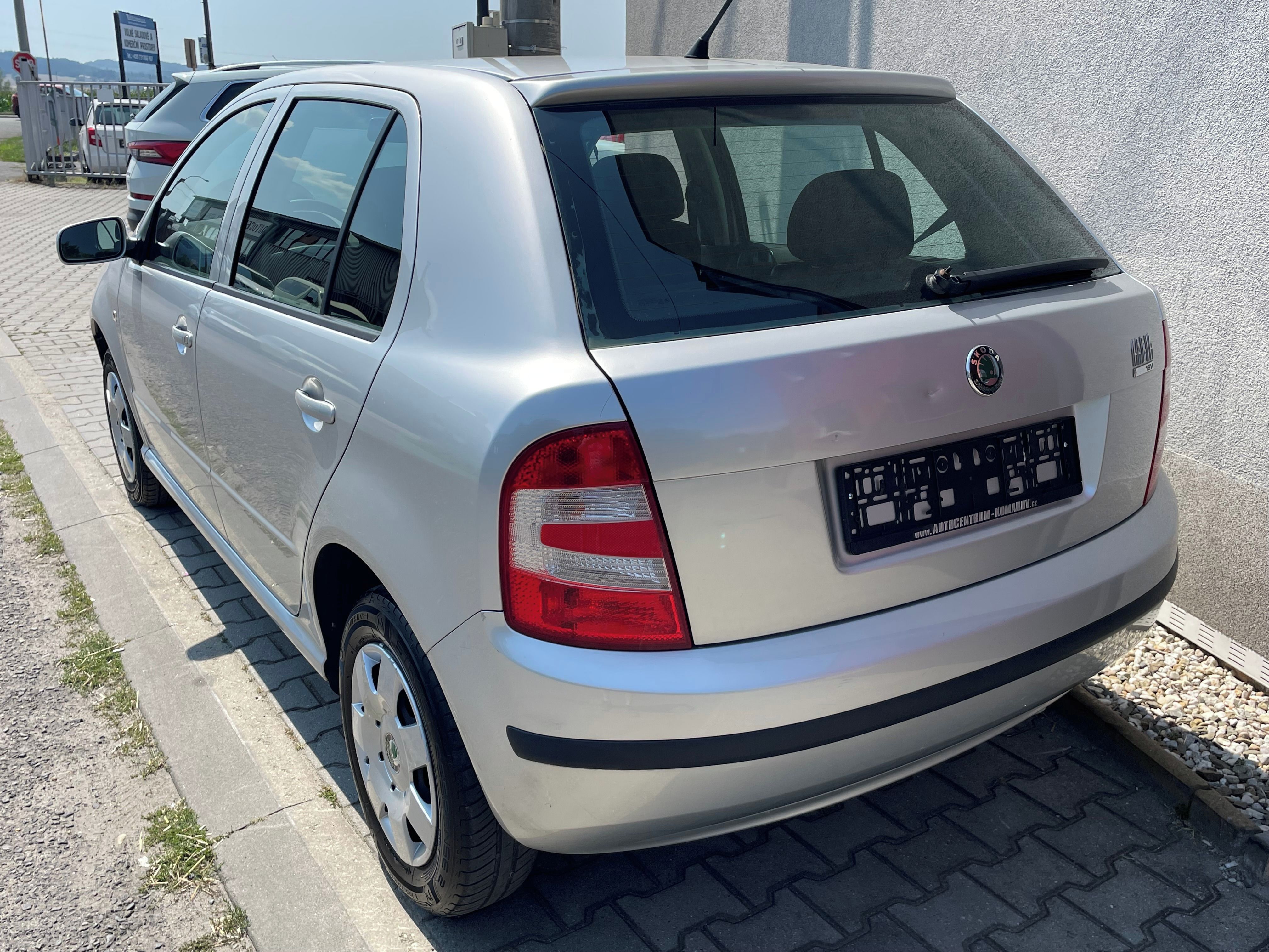 Škoda Fabia, 1.4 16v 55kW Serv.kniha - fotka 4