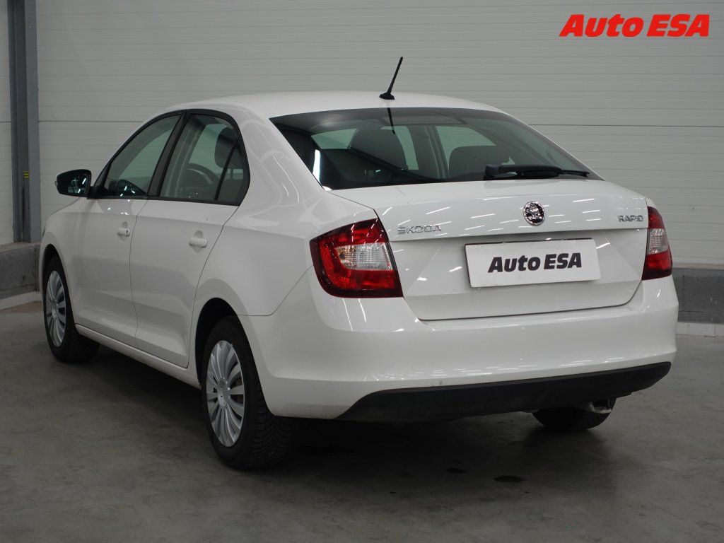 Škoda Rapid, 1.0TSI,ČR,AC,park.asist - fotka 6