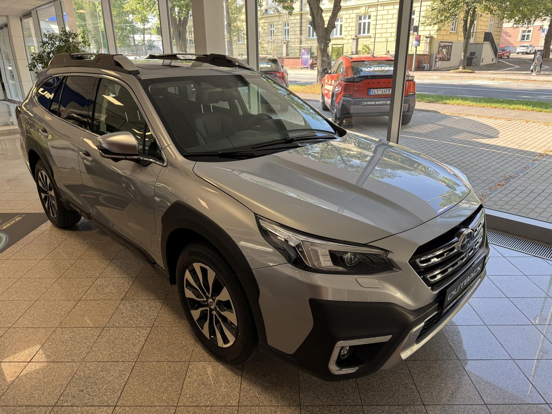 Subaru Outback, 2.5i-T Touring Lineartronic - fotka 5