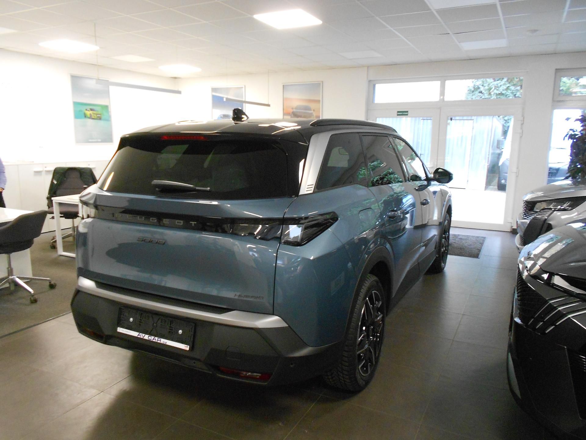 Peugeot 5008, GT Hybrid 145 e-DCS6 - fotka 4
