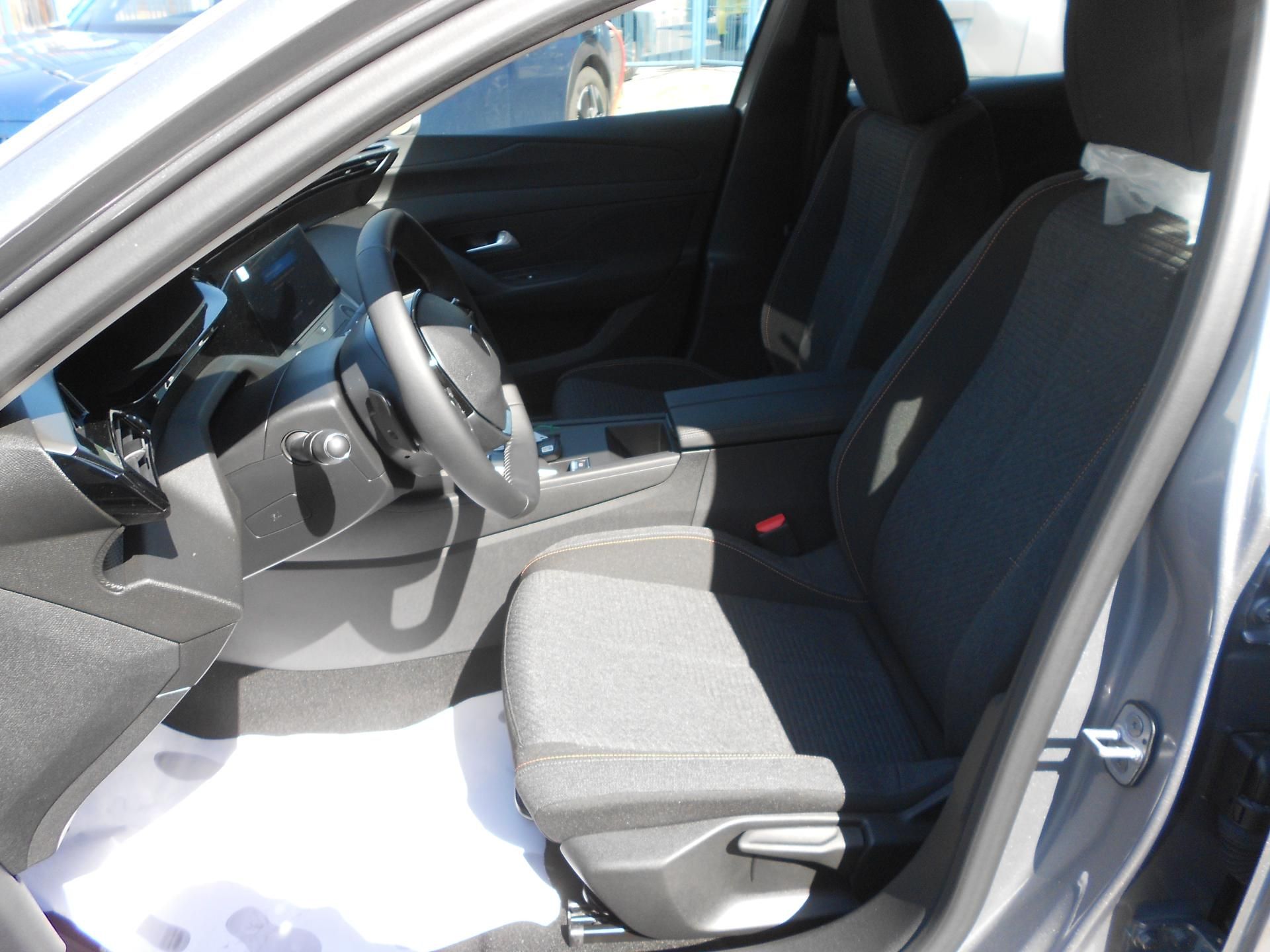 Peugeot 308, SW STYLE Hybrid 145 e-DCS6 - fotka 5