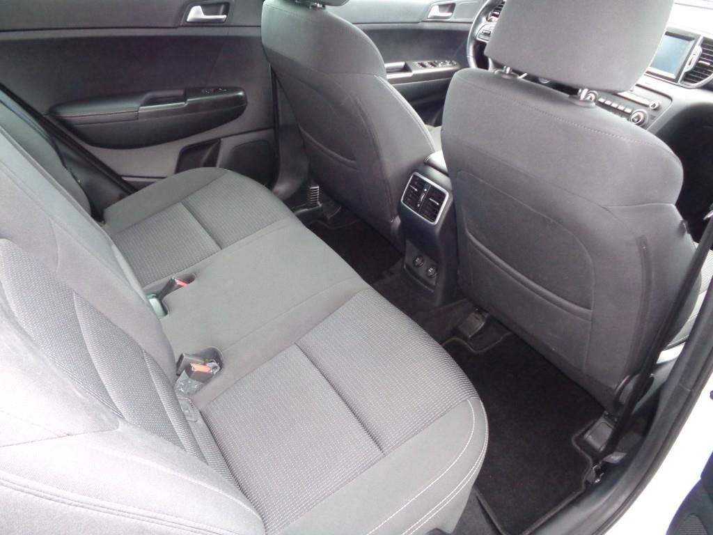 Kia Sportage, 1.6 T- GDI 130 kW  M6F - fotka 6