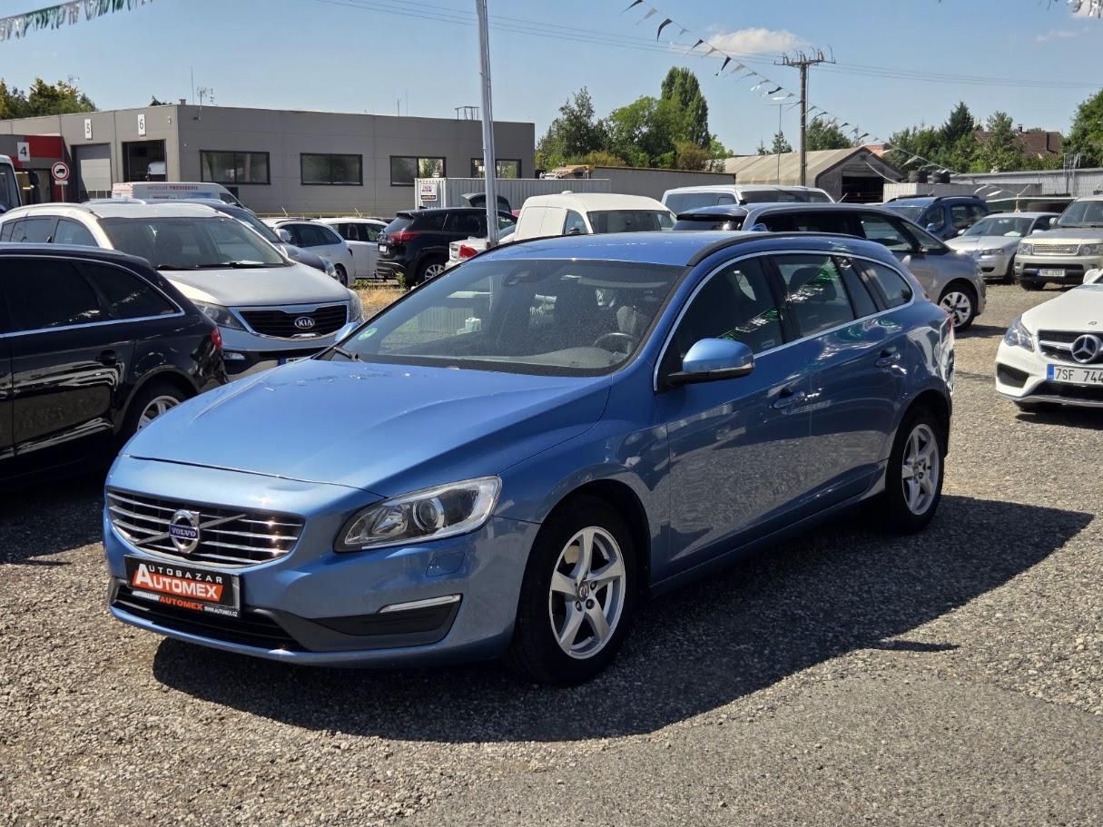 Volvo V60, 2.0 D4-120kw-NAVI-A/T-SUPER - fotka 3