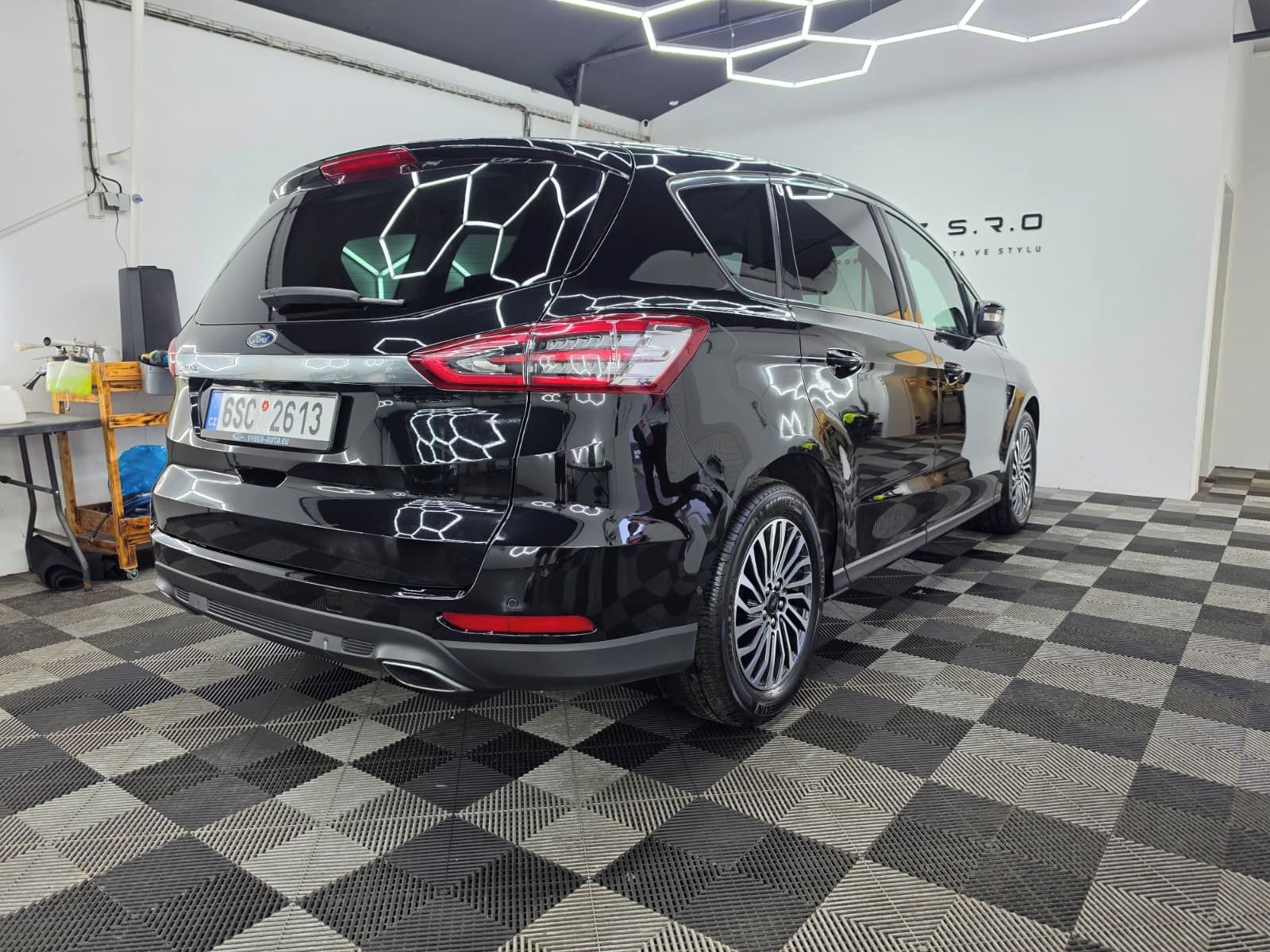 Ford S-MAX - fotka 4