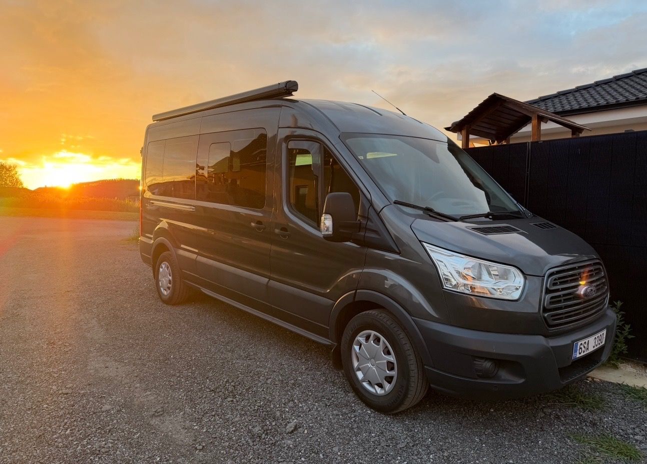 Ford Transit, L3H2 96kW 9MÍST TAŽNÉ