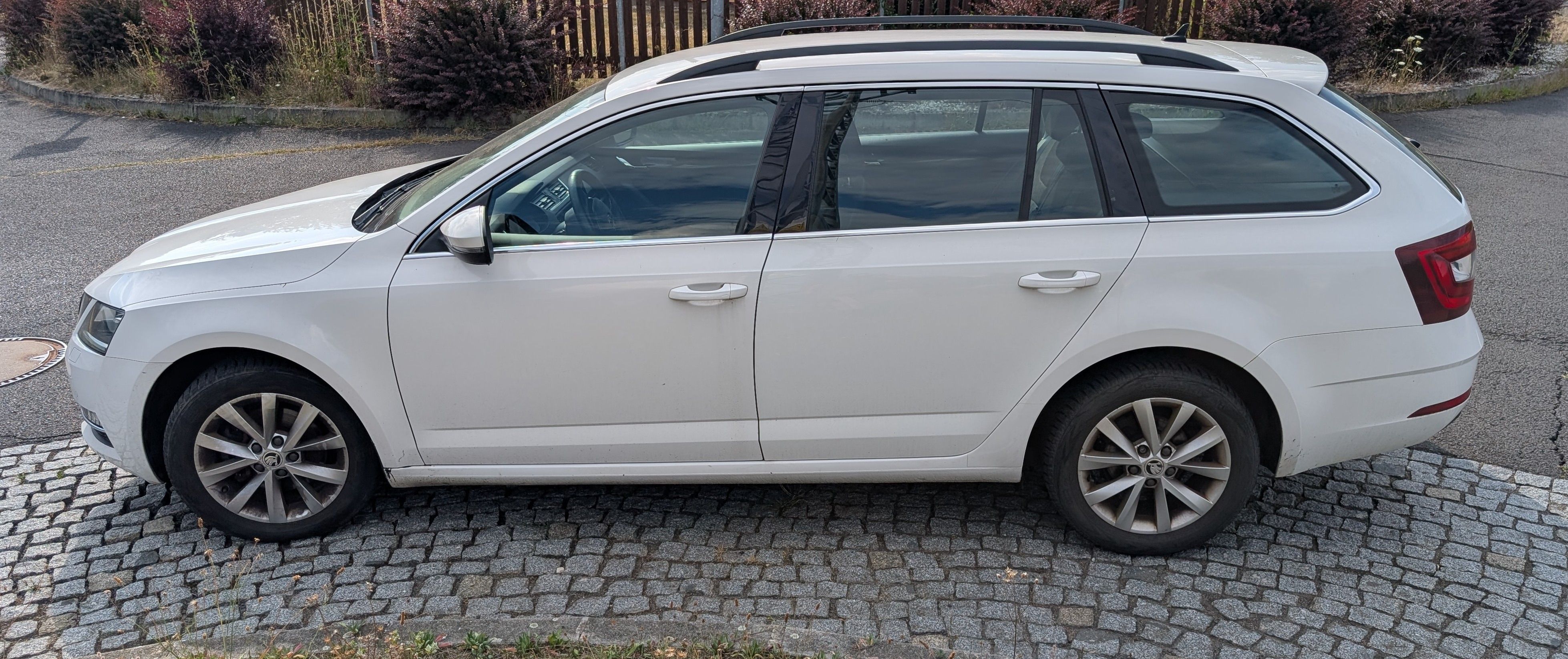 Škoda Octavia, 2.0 TDI - Style - fotka 4