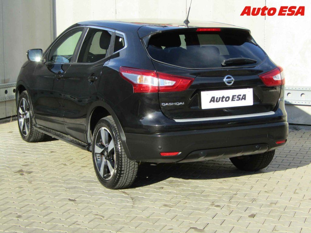Nissan Qashqai, 1.6 i,ČR - fotka 6
