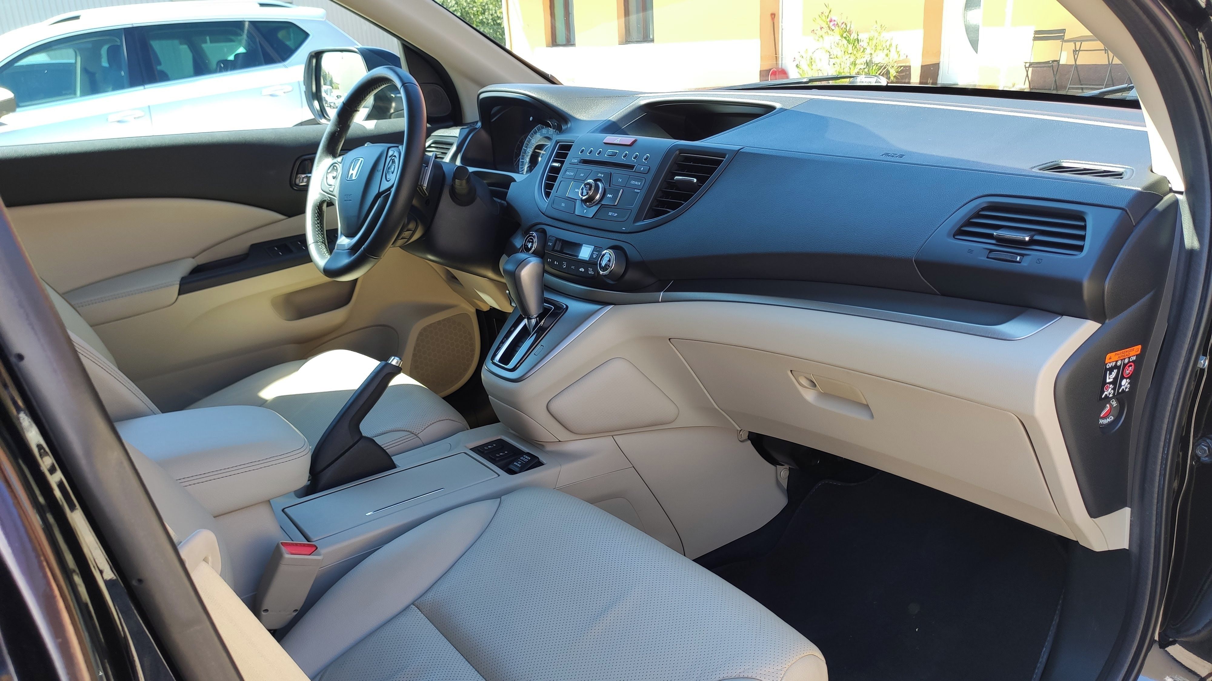 Honda CR-V, Executive nejvyšší výbava - fotka 4