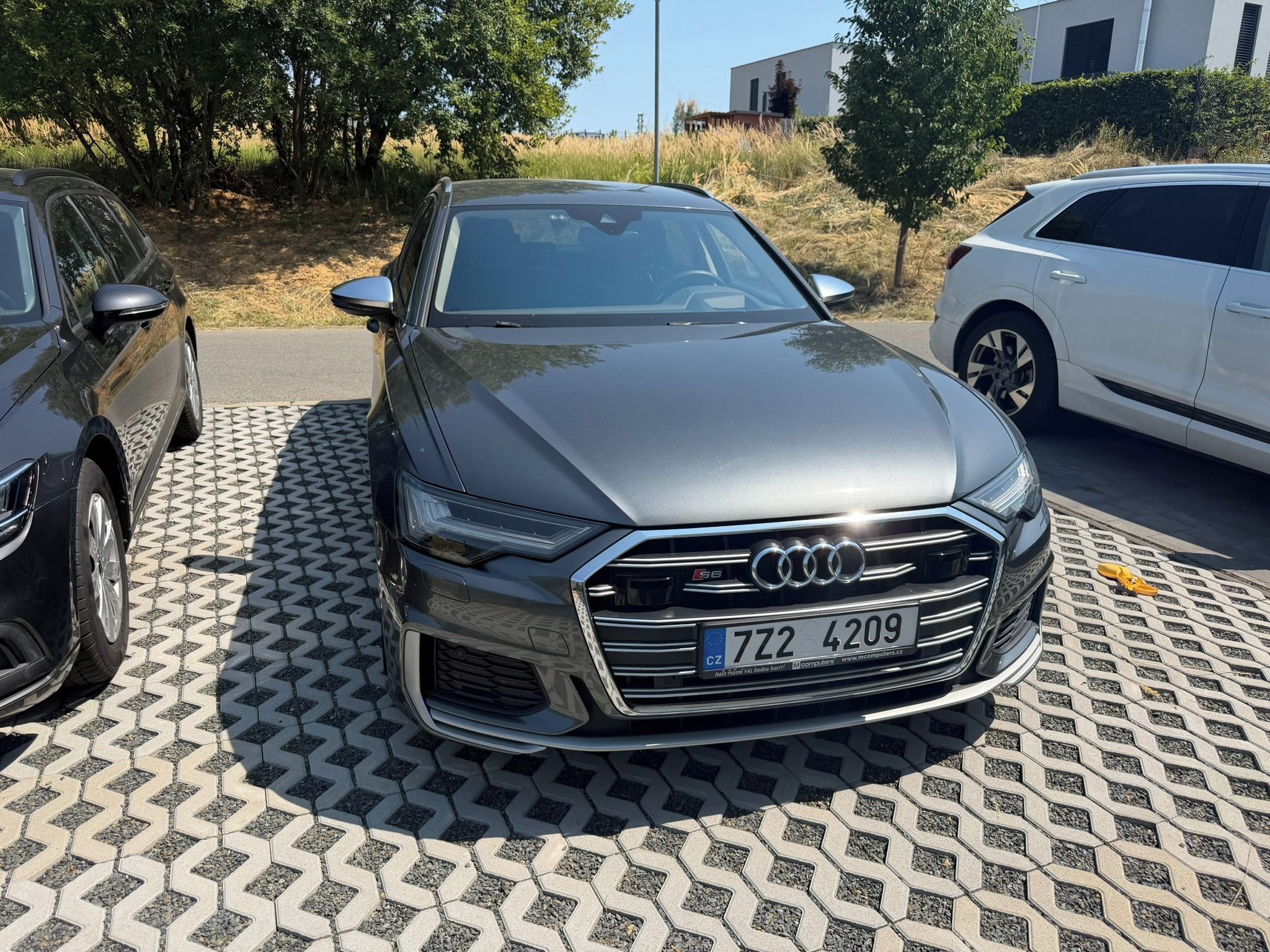 Audi S6 Avant, Masáže Noční vidění Kessy ACC - fotka 2