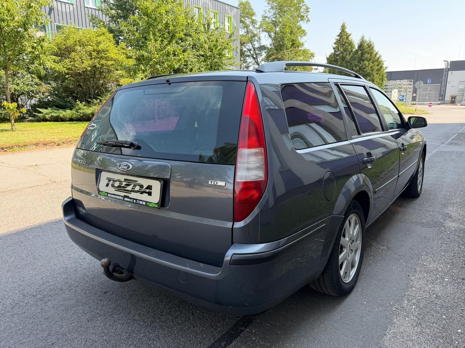 Ford Mondeo, 2,0 TDCi Combi / 96 kW / - fotka 5