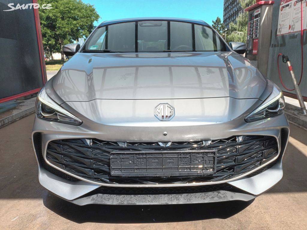 MG MG3, 1.5i Hybrid+ aut.EXCLUSIVE - fotka 3