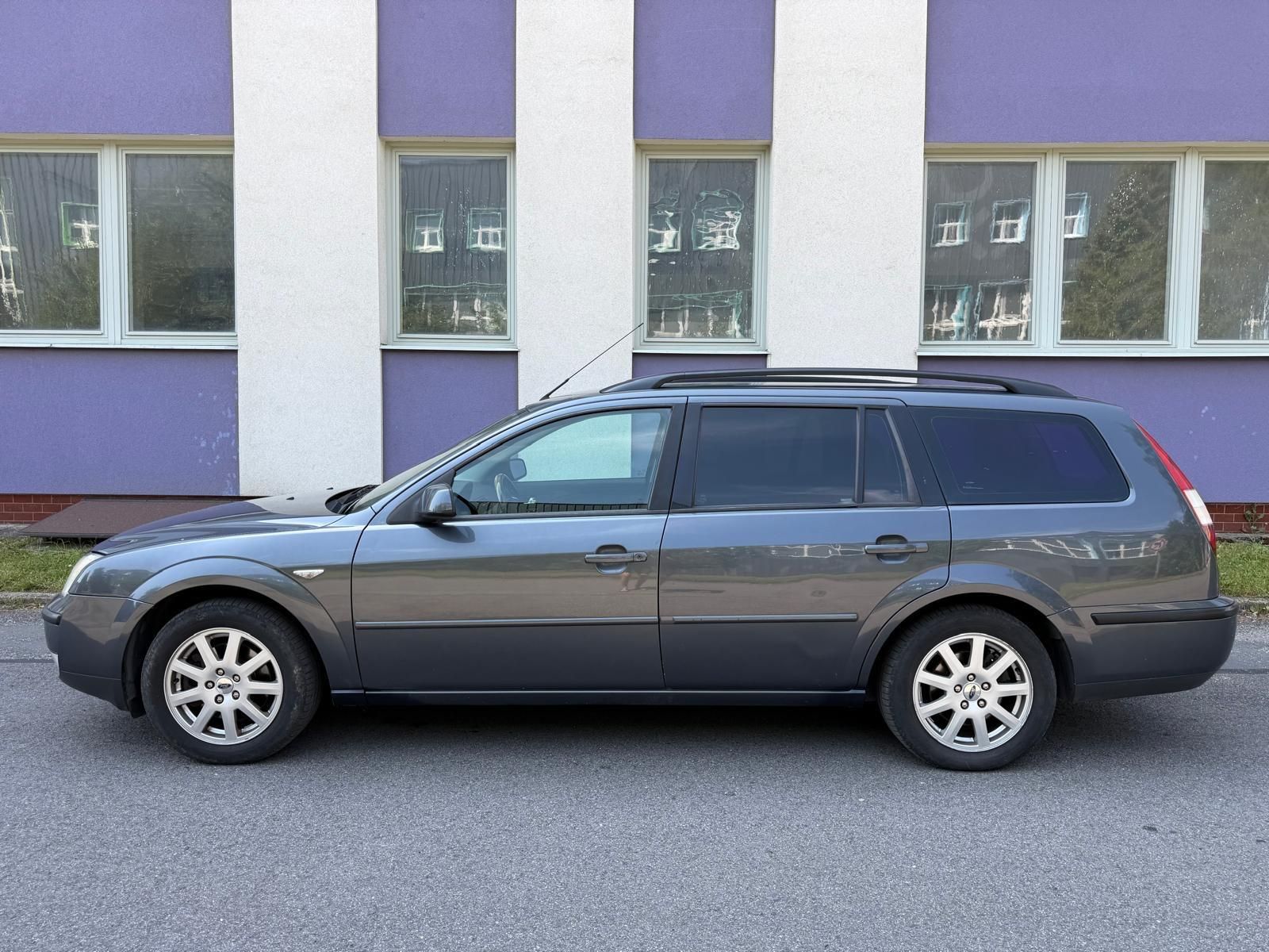 Ford Mondeo, 2,0 TDCi Combi / 96 kW / - fotka 2