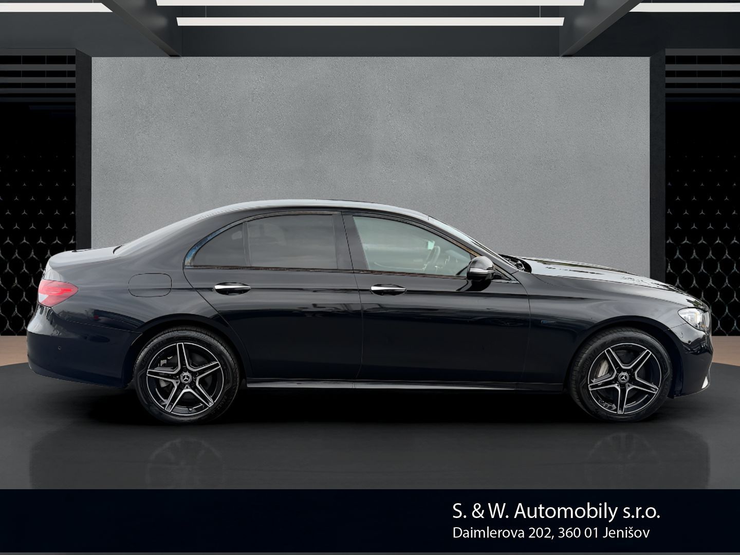 Mercedes-Benz Třídy E, E 300de 4MATIC - fotka 4