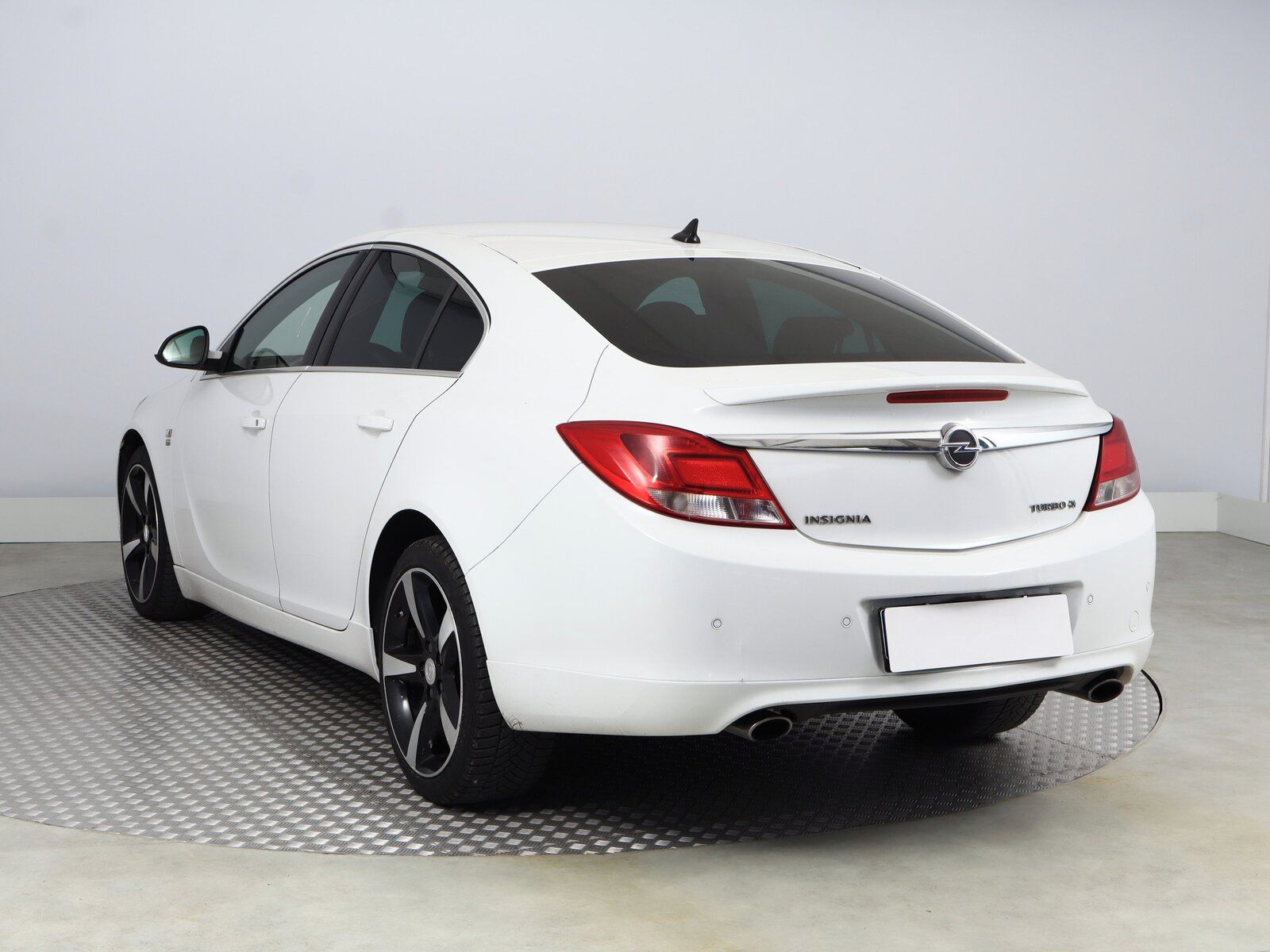 Opel Insignia, 2.0 Turbo, OPC Line, 4X4 - fotka 4