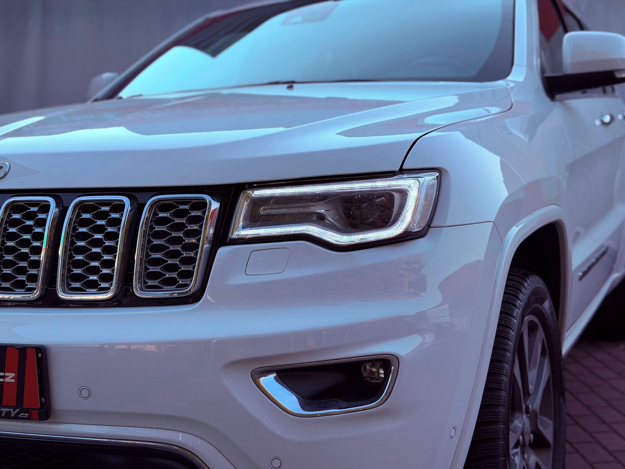 Jeep Grand Cherokee, 3.0D V6 4x4 aut., H&K, Tažné - fotka 3