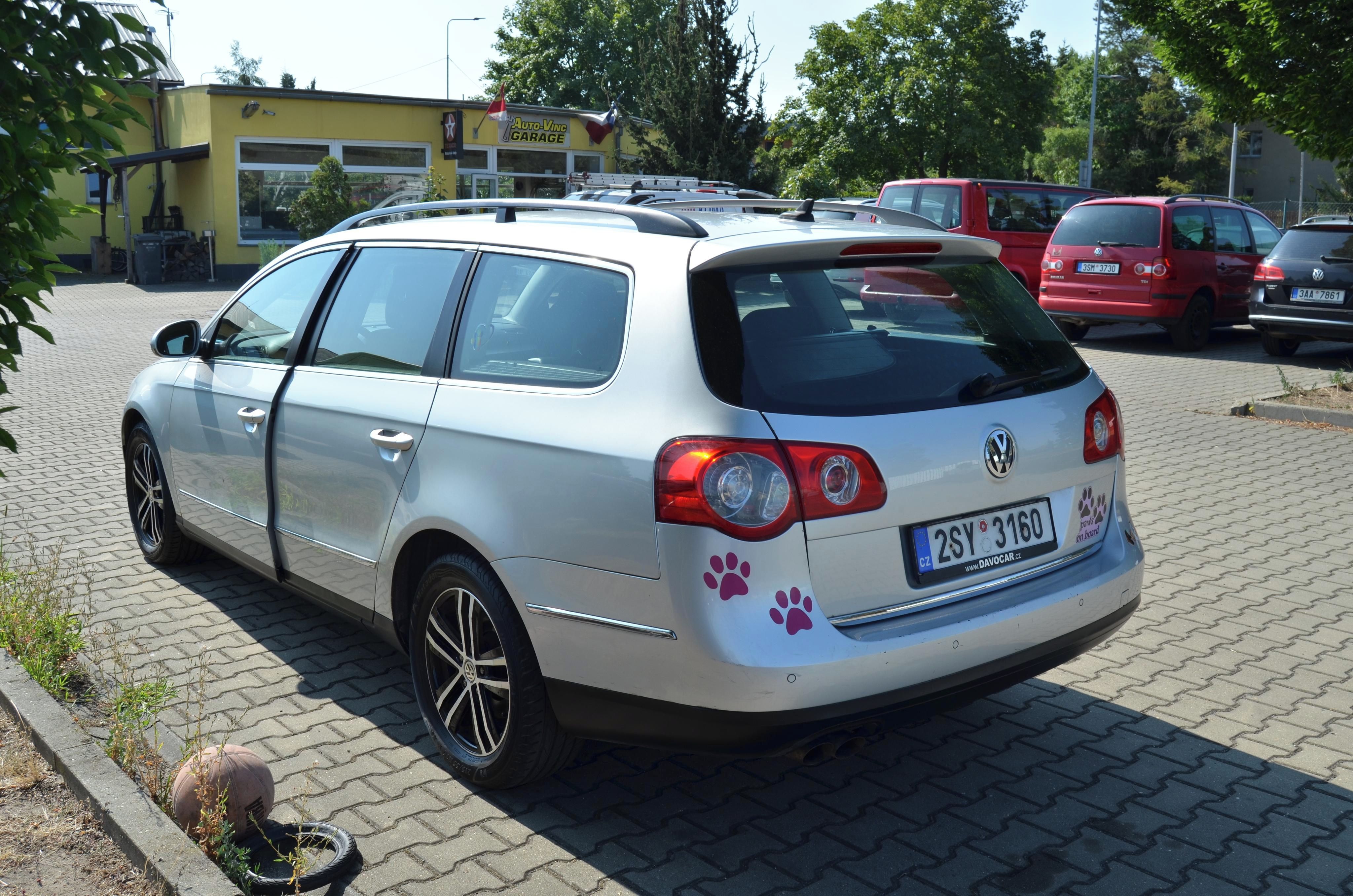 Volkswagen Passat, 2.0 TDi 103kW - fotka 5