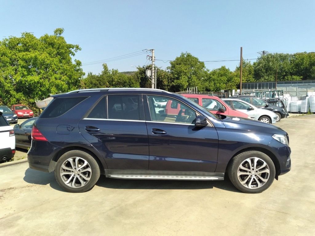 Mercedes-Benz GLE, 350 D 4 MATIC KŮŽE,DPH,AUTOMAT - fotka 5