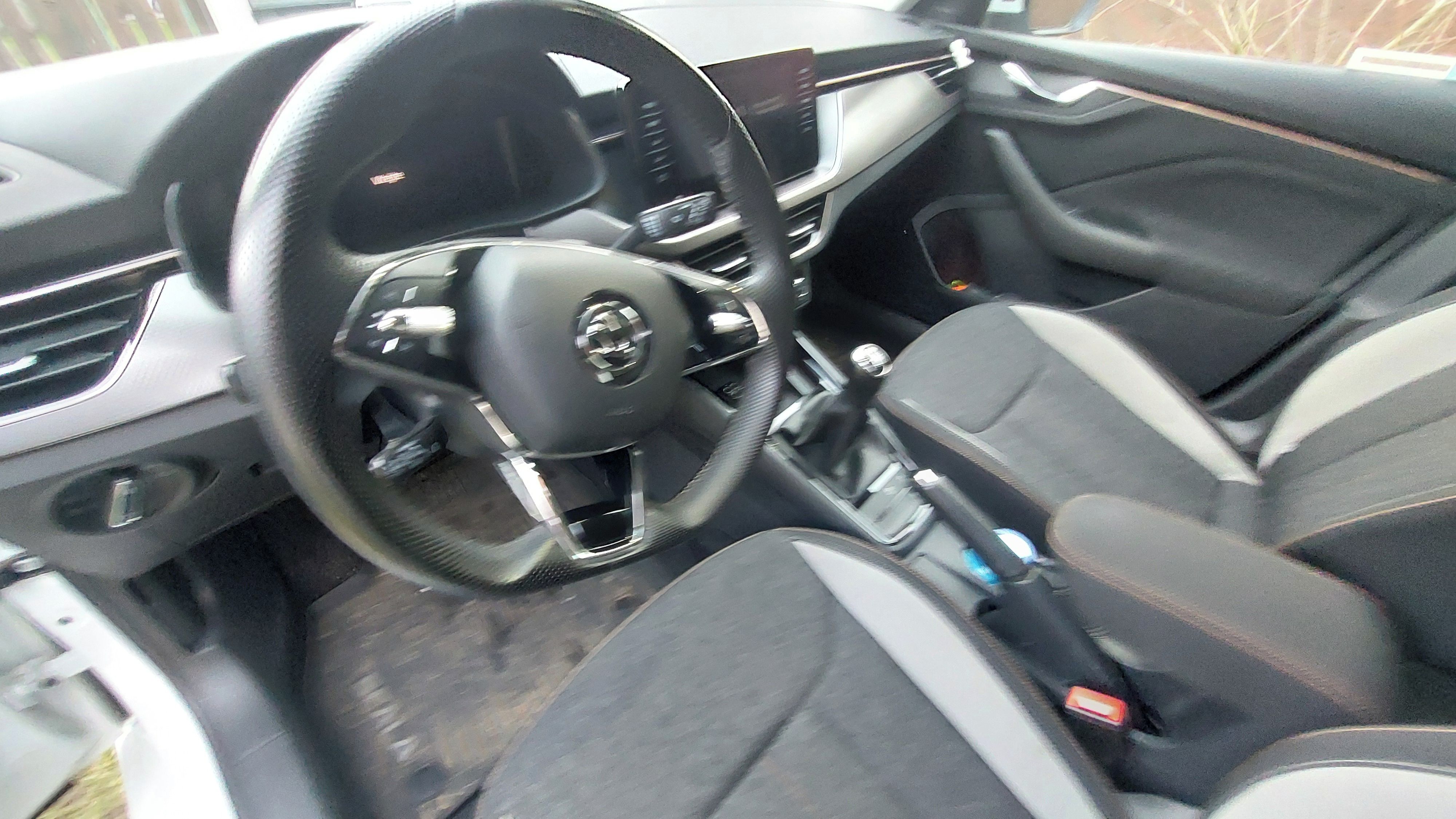 Škoda Scala, 1.5tsi, Style plus,ČR,serviska - fotka 6