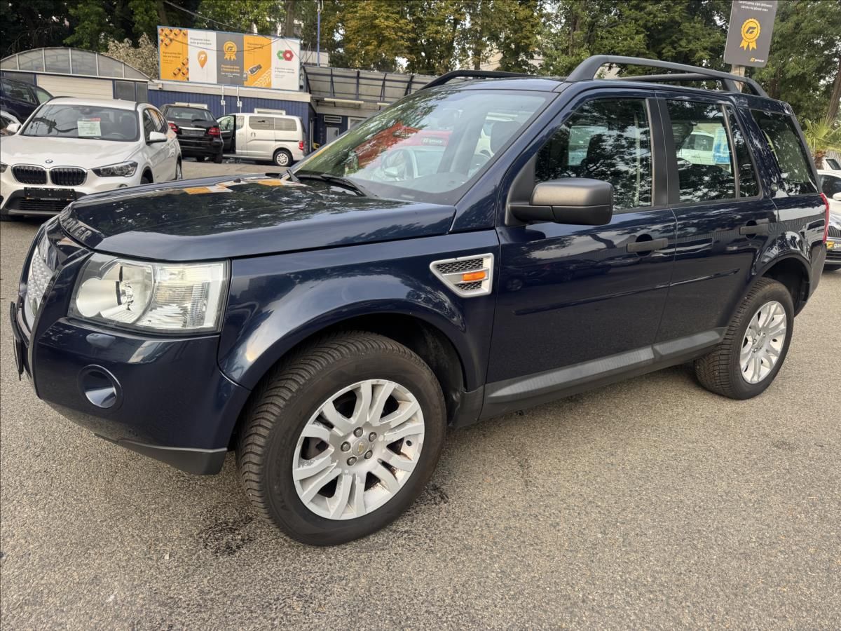 Land Rover Freelander, 2,2 krasný stav - fotka 3