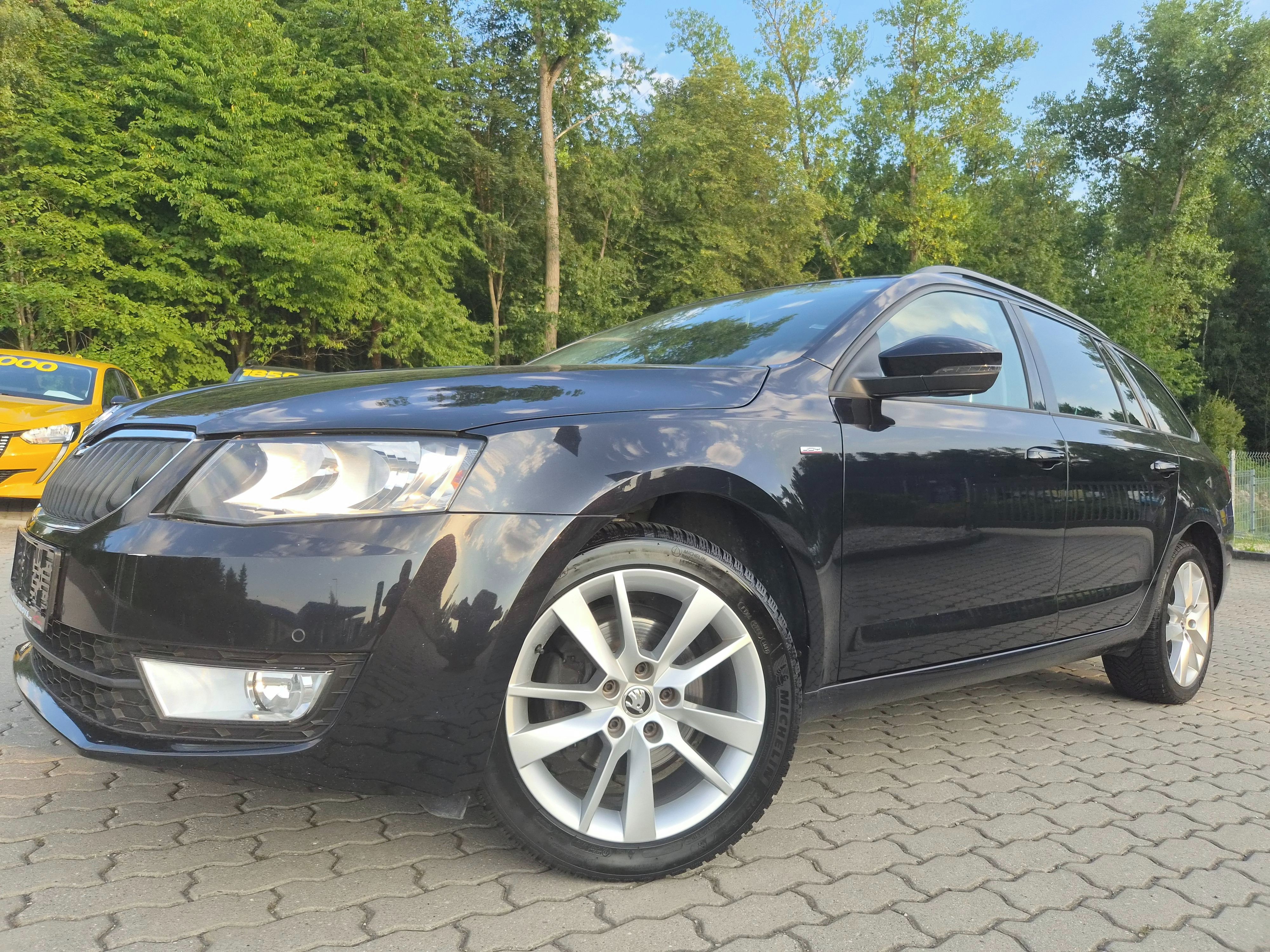 Škoda Octavia, 1 maj.plný servis ZÁRUKA 1 ROK