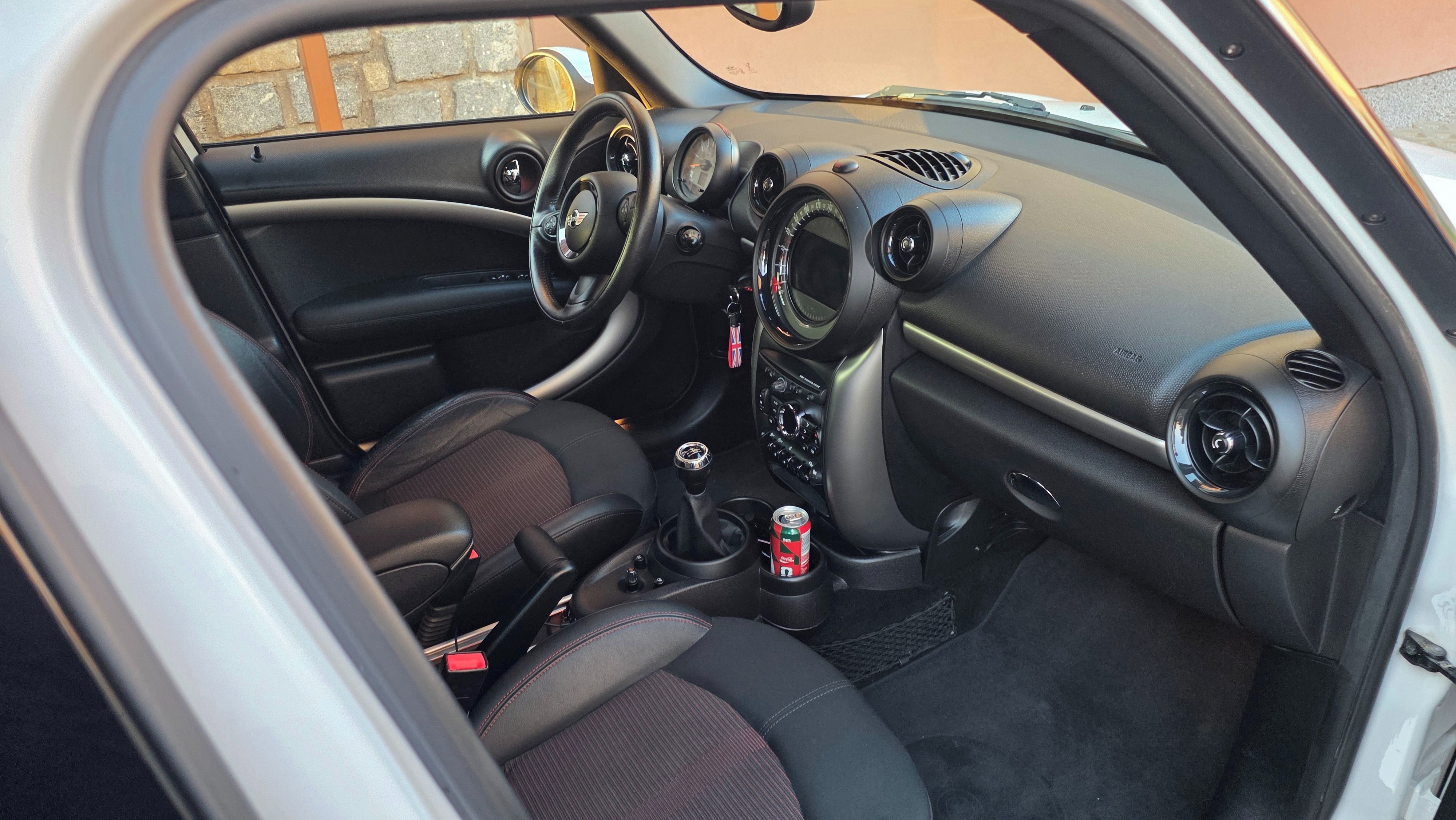 Mini Cooper, Mini r60 1.6i 90kw coutryman - fotka 6