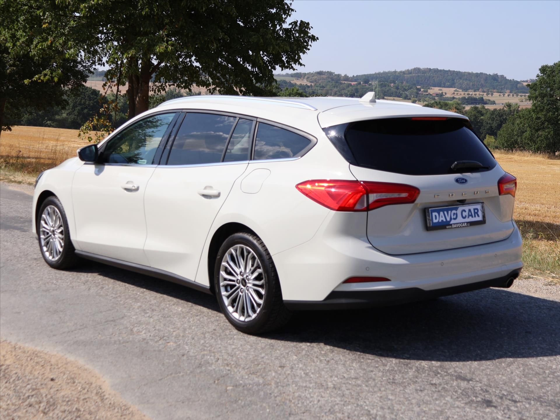 Ford Focus, 1,5 Titanium X CZ 1.Maj. DPH - fotka 4