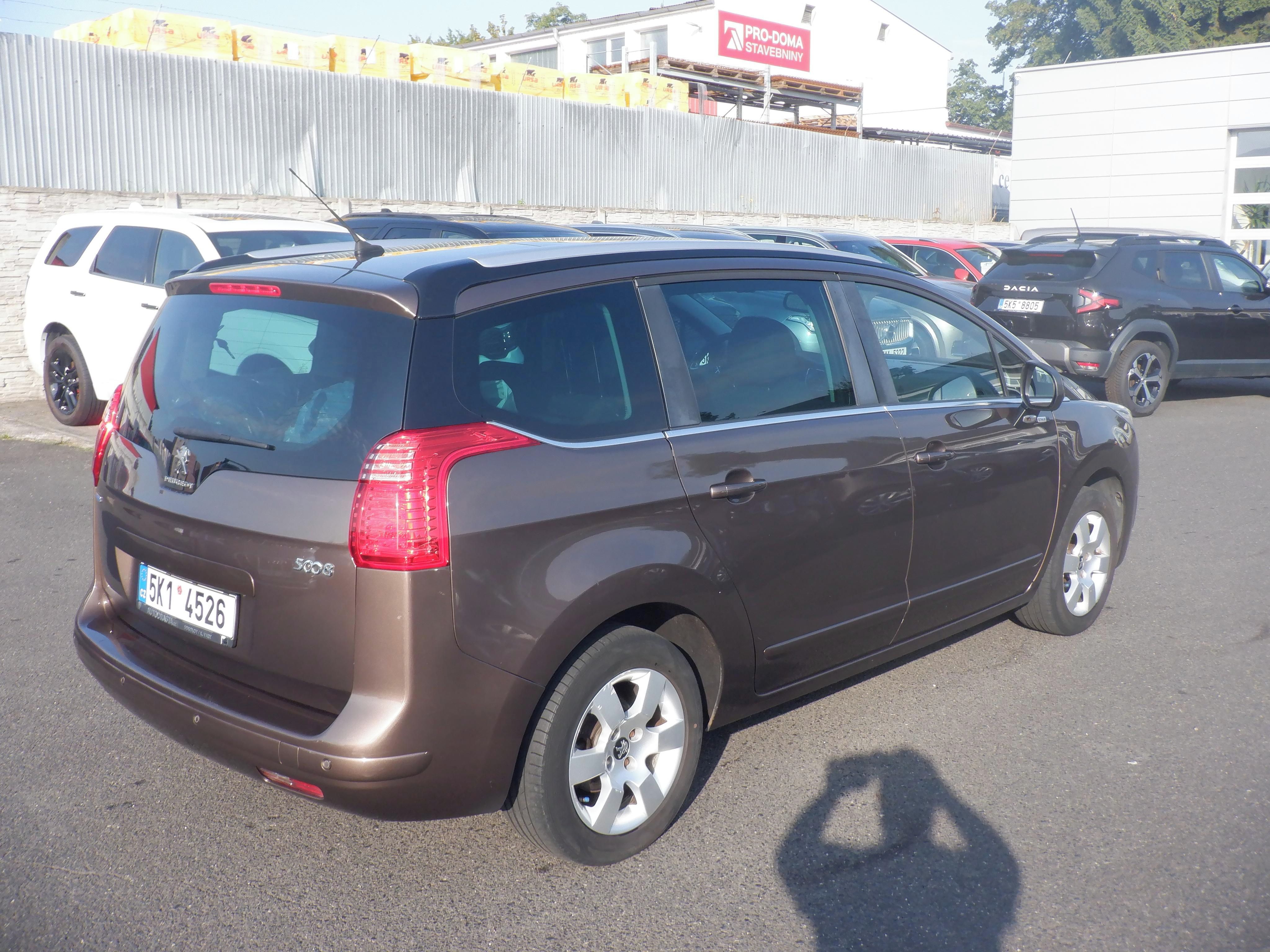 Peugeot 5008, 1.6 HDI Style,7-místné!! - fotka 5