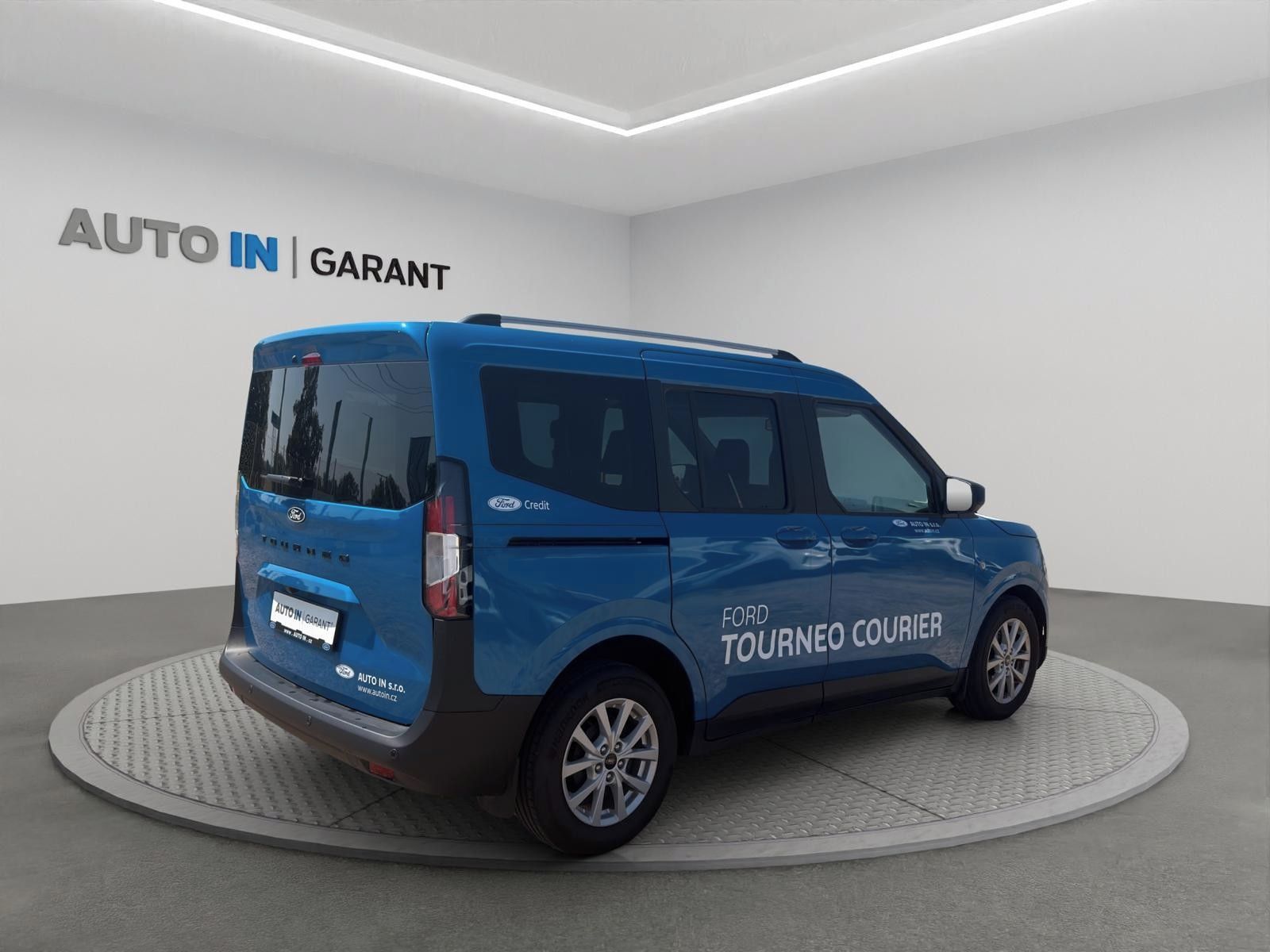 Ford Tourneo Courier, TITANIUM 1,0 EcoBoost 92 kW - fotka 5