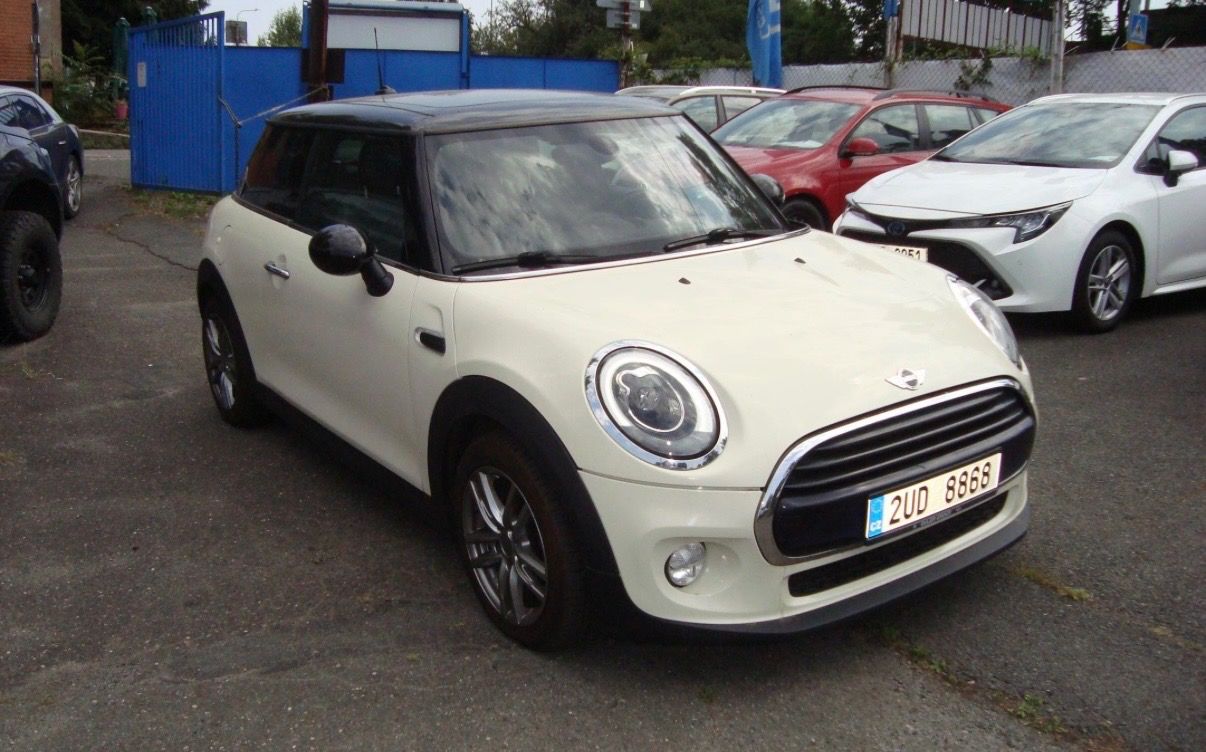Mini Cooper, Mini Cooper 1.5 D, AUTOMAT - fotka 6