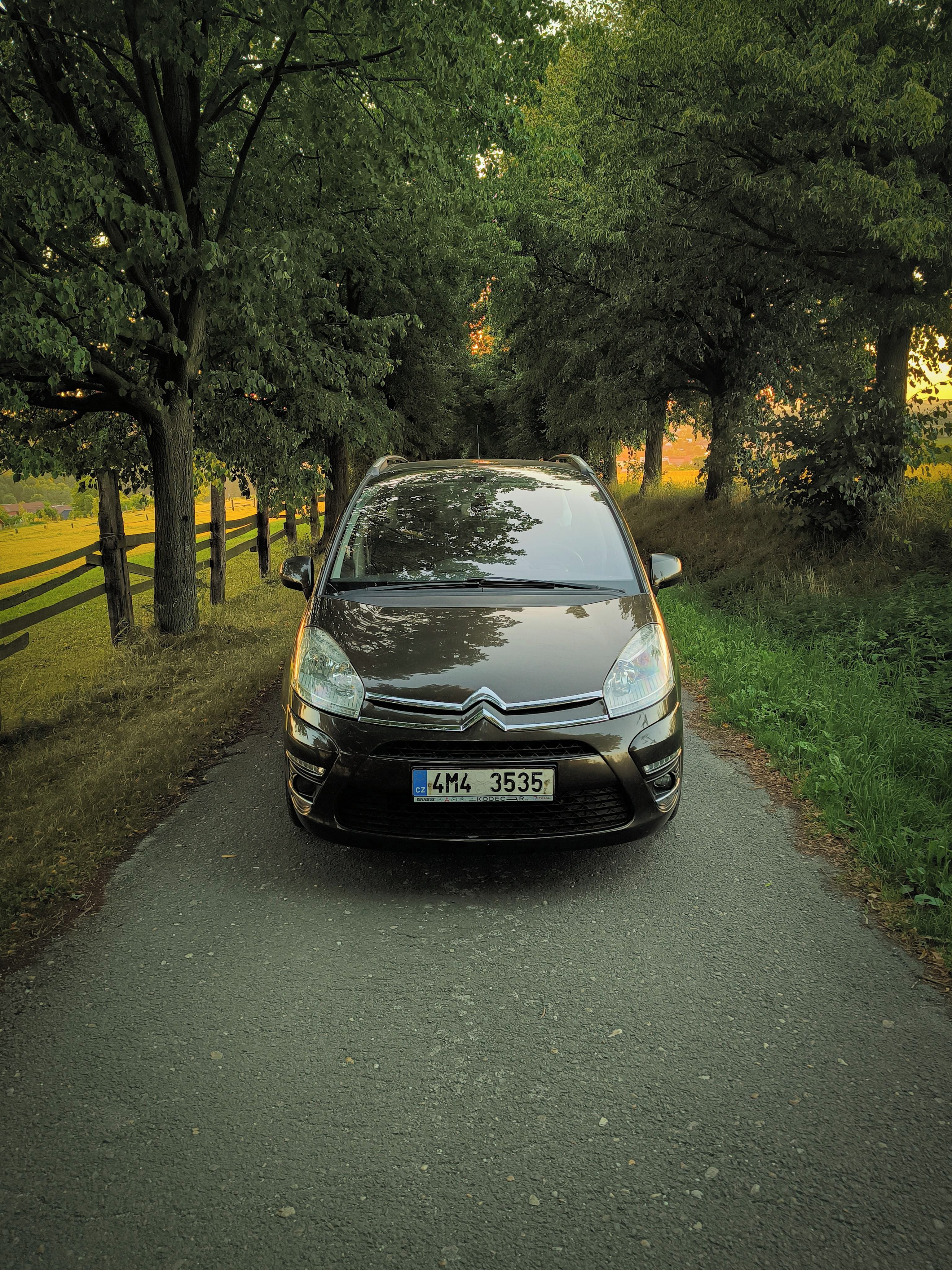 Citroën Grand C4 Picasso, 1,6HDI, nová spojka - fotka 2