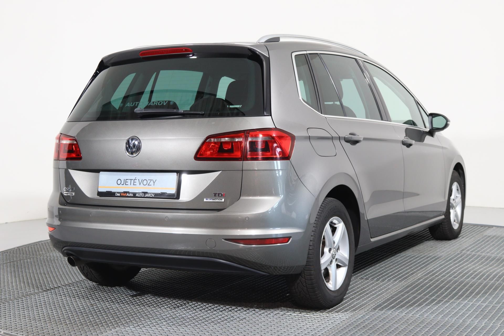 Volkswagen Golf Sportsvan, Highline 1,6 TDI (81 kW) - fotka 2