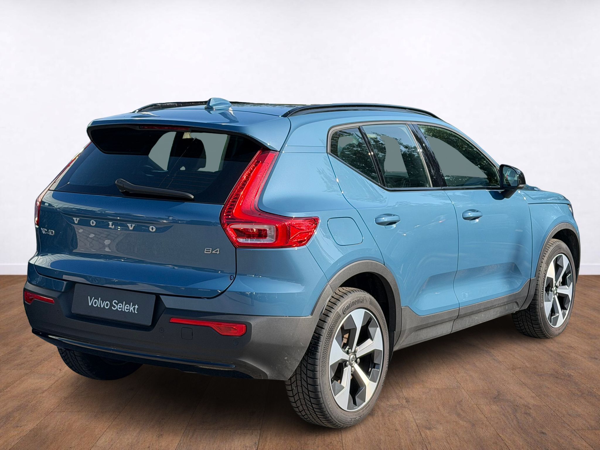 Volvo XC40, ULTIMATE DARK B4, PIXEL LED, N - fotka 5