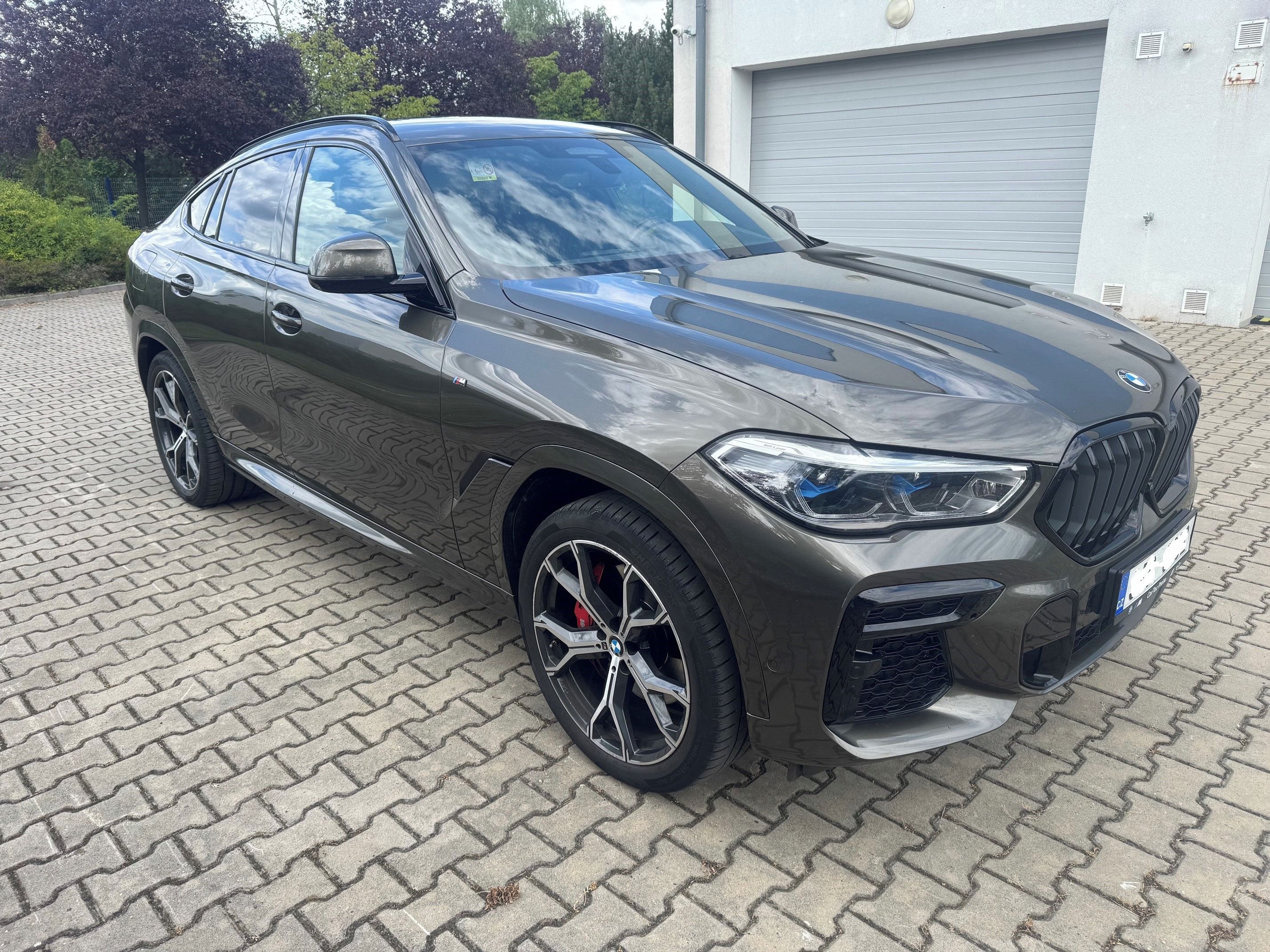 BMW X6 - fotka 6