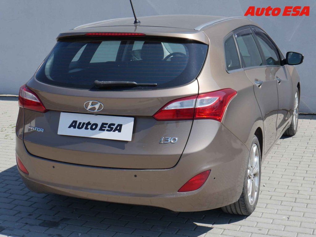 Hyundai i30, 1.6CRDi,ČR - fotka 4