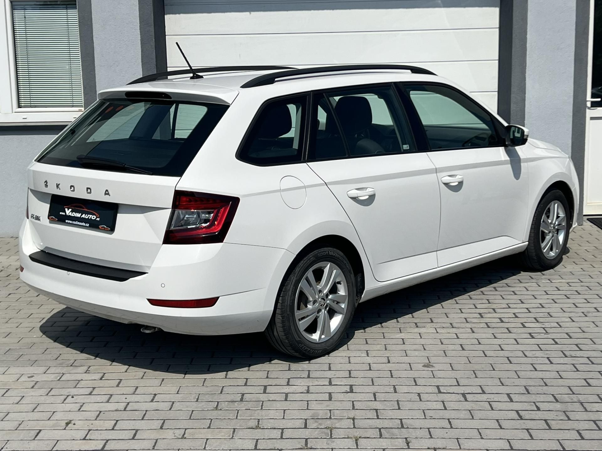 Škoda Fabia, 1.0 TSI 70KW STYLE ČR 1MAJITEL - fotka 4