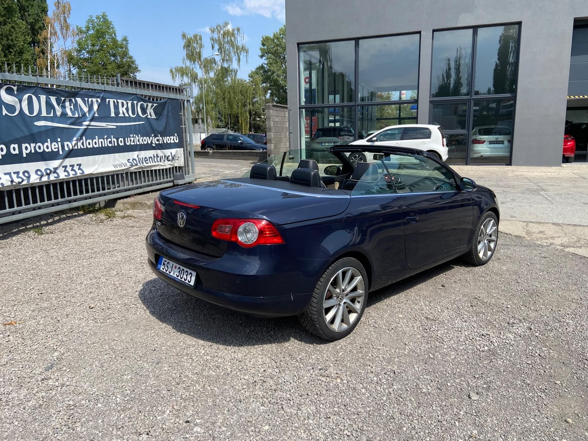 Volkswagen Eos, 2.0 TDi 103kW, kabriolet - fotka 3